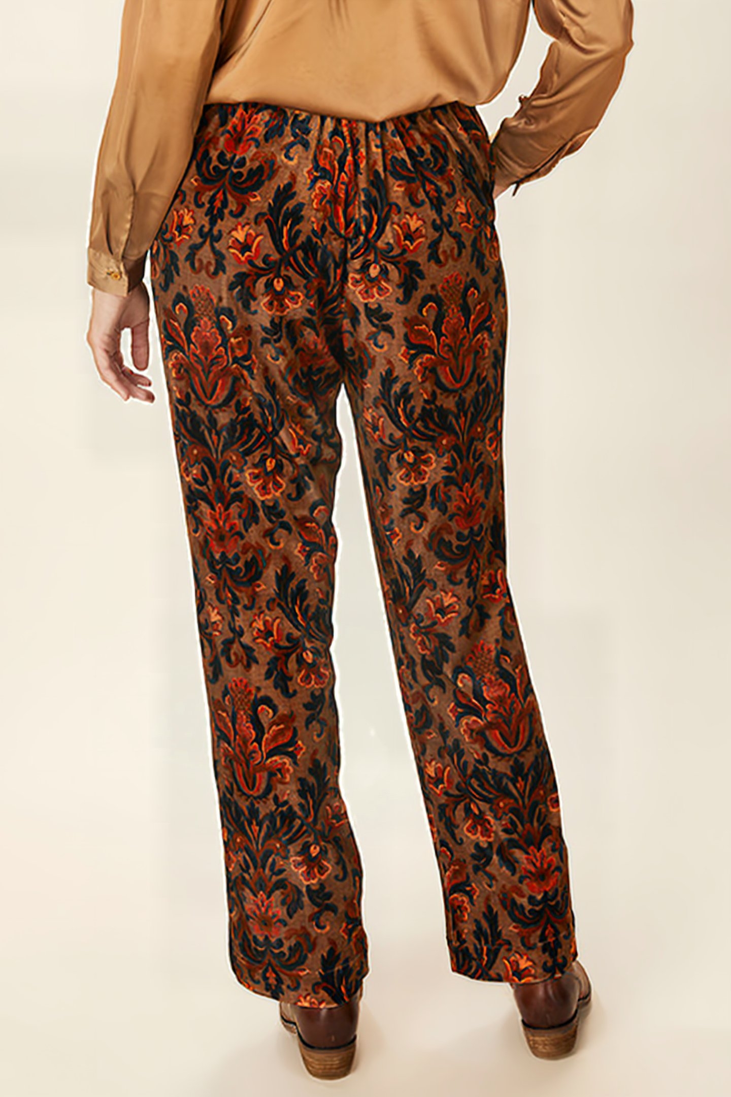 STRAIGHT LINE PANT BROWN 3