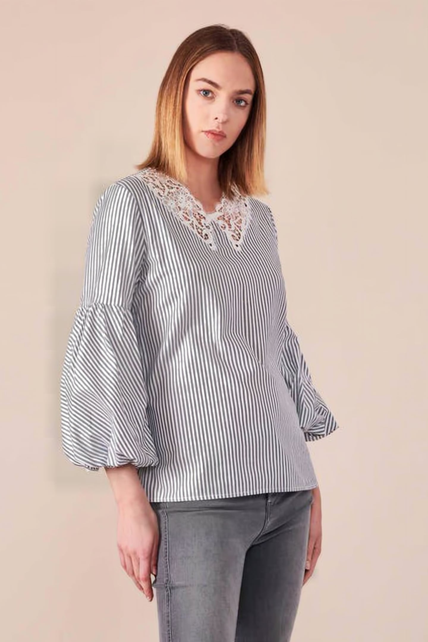 LILAS-H19 BLACK/WHITE 2