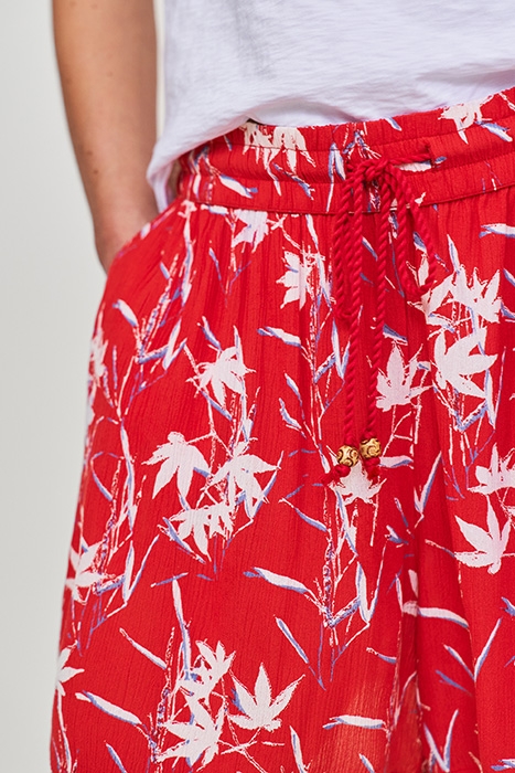 PALM CRINKLE SHORT RED MLT 5