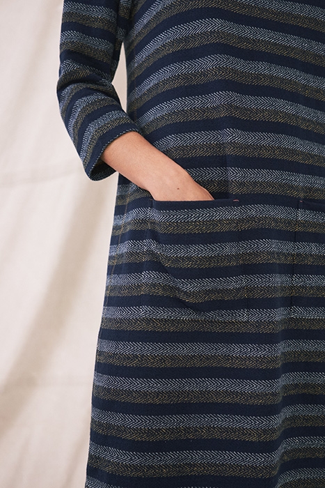 SASHA STRIPE SHIFT DRE BLUE 4