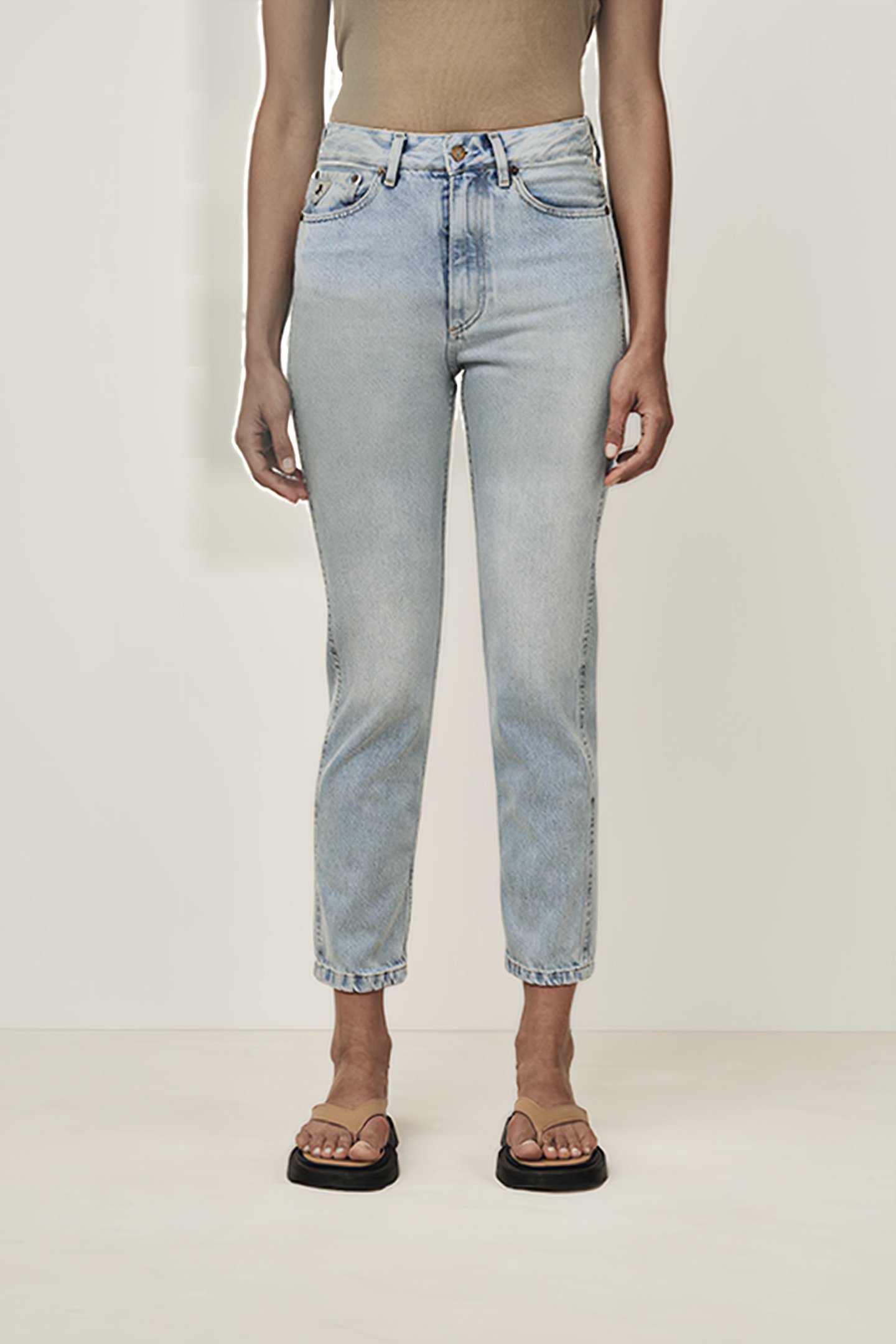 RAVEN VIGNON BRIGHT BRIGHT STONE 2