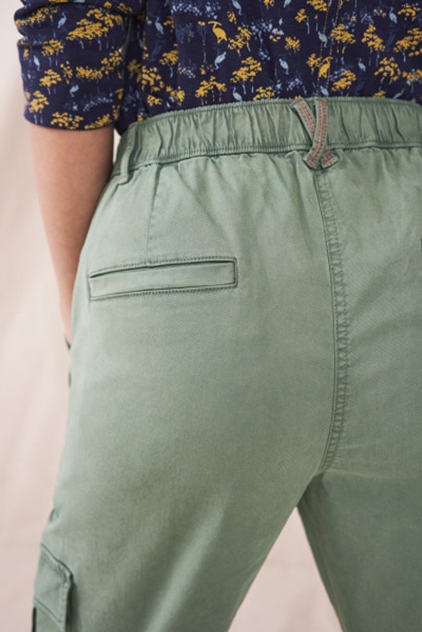 EVERLEIGH CARGO TROUSER MID GREEN 2