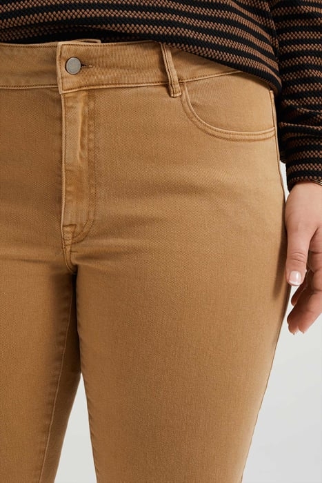 LADIES SKINNY FIT JEANS - CURVE LIGHT BROWN 5