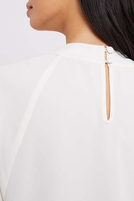 TURTLE RAGLAN L/S IVORY 4