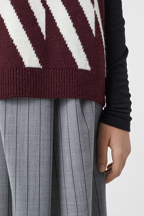 WOMEN V NECK VEST KNITS DARK RAISIN 4