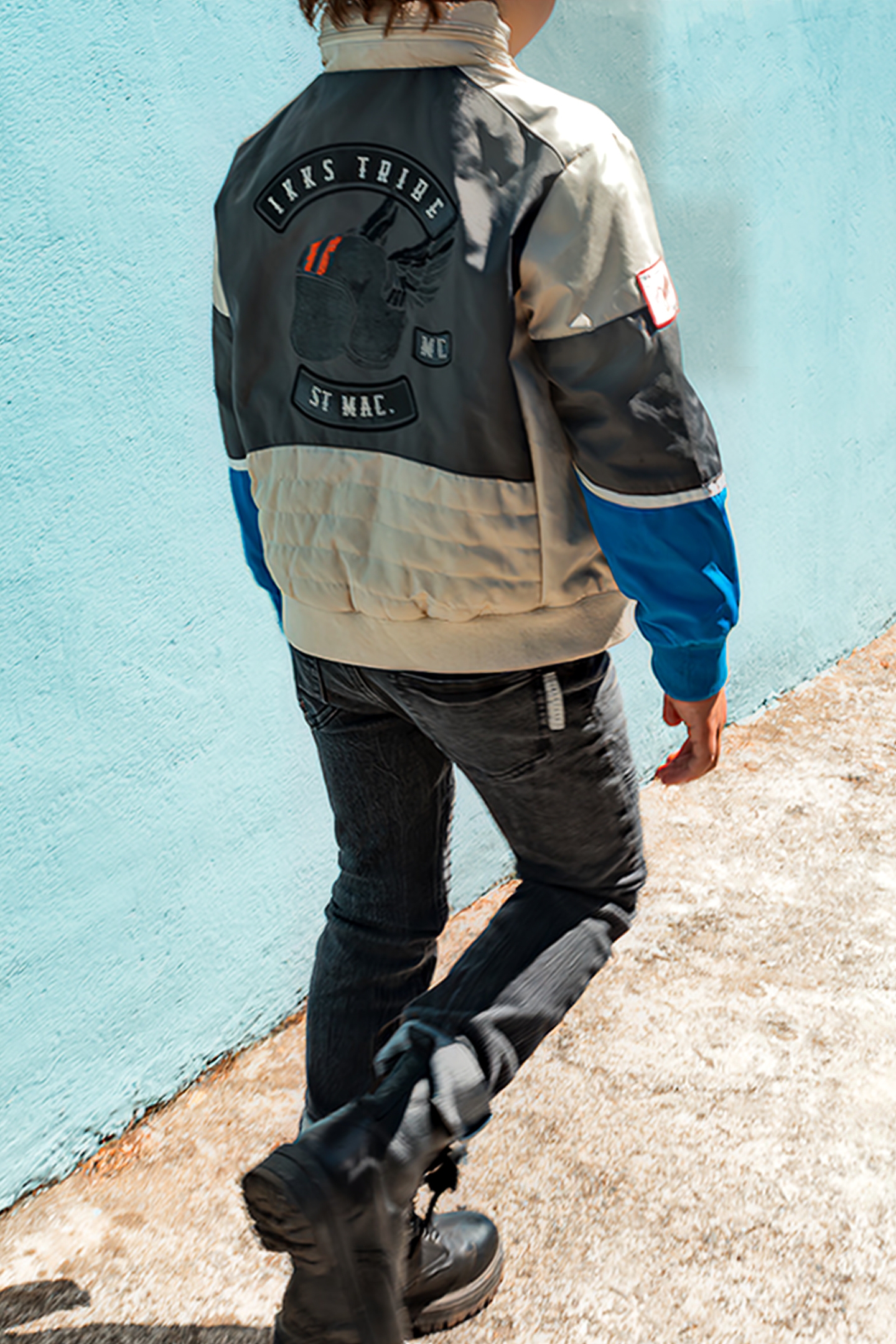 BOYS’ BEIGE, BLUE AND GREY PATCHED JACKET 4