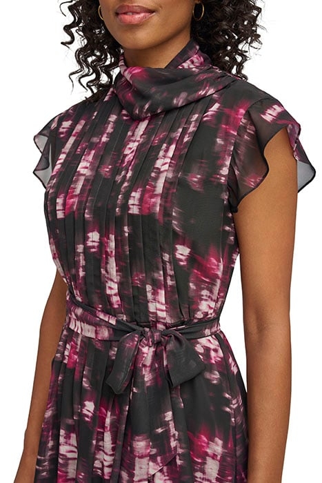 FLUTTER SLV MOCK NEC BLK/MAROON 4