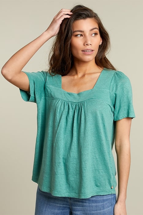 GREEN SQUARE NECK T-SHIRT 1