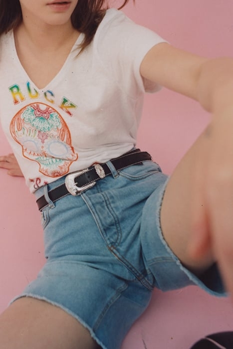 WHITE METALLIC EMBROIDERED SKULL IMAGE T-SHIRT 7