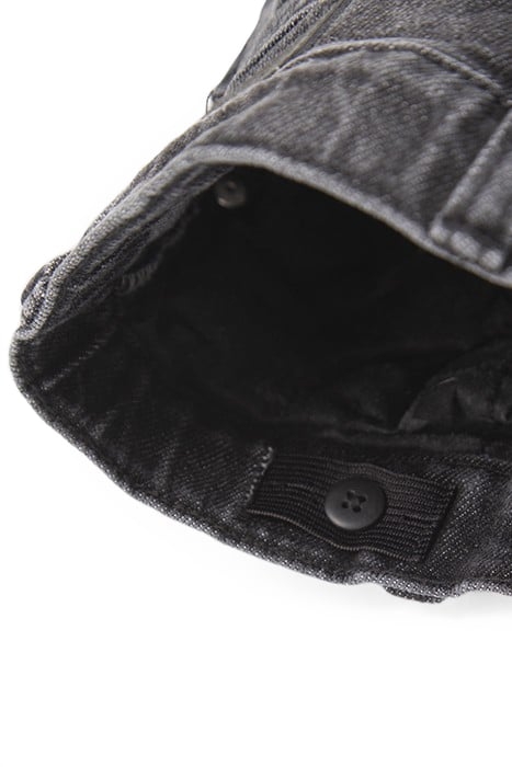 BOYS’ GREY EMBROIDERED AND DISTRESSED KNEE TAPERED JEANS 6