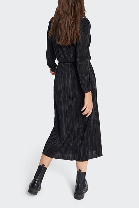BLACK MICRO-PLEAT LONG DRESS 2