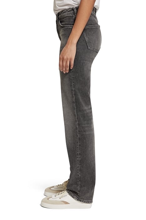 THE SKY PLUS HIGH RISE STRAIGHT JEANS – TRUE NORTH LIGHT 7