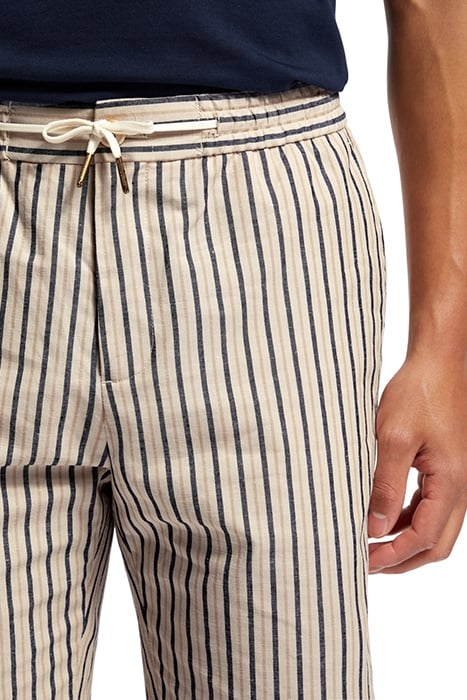 FAVE - BERMUDA SHORTS WHITE NAVY RED STRIPE 7