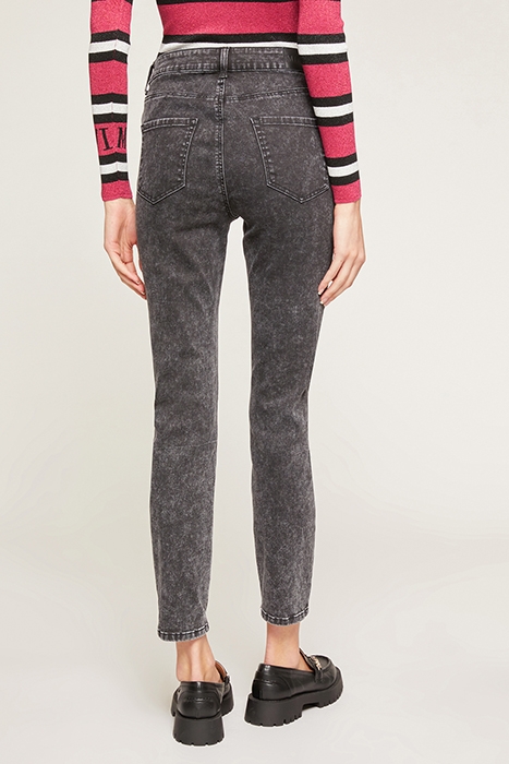 SKINNY JEANS WITH STUDS BLACK 2