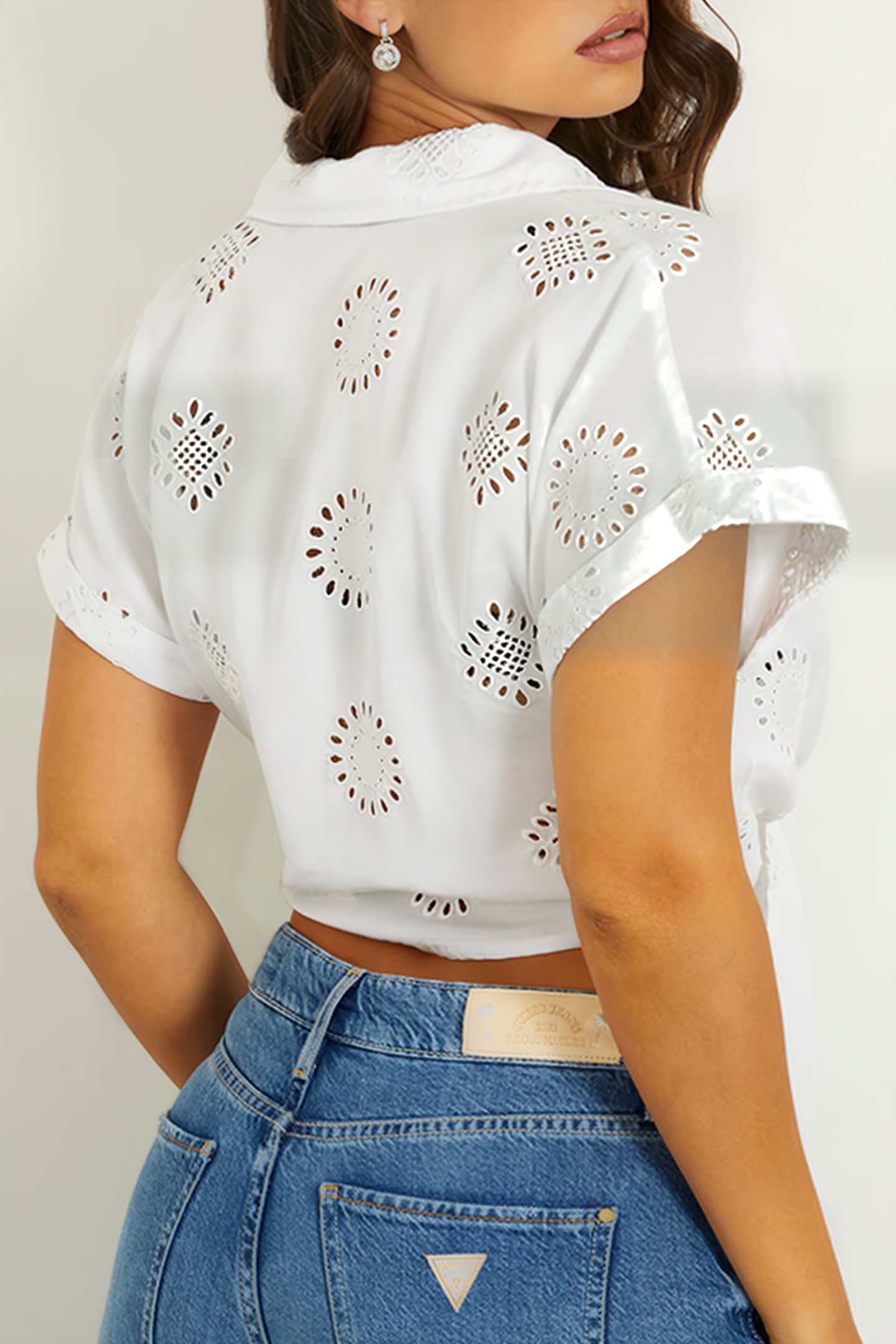 GUESS ECO SS BRIGITTE SATIN EMBRO SHIRT PURE WHITE MULTI 6