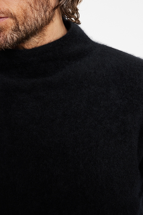 SOLANO EASY FIT LS MOCK NECK BLACK 3