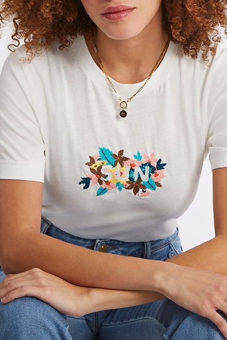 OFF-WHITE T-SHIRT WITH EMBROIDERED FLOWER SLOGAN 4