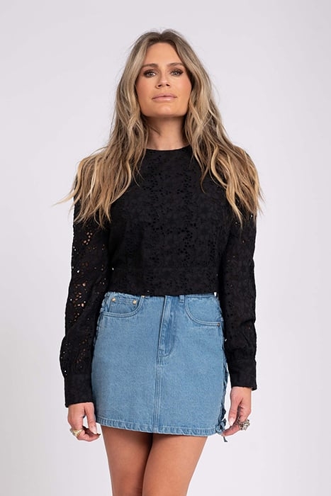 BHAKTAPUR TOP BLACK 1