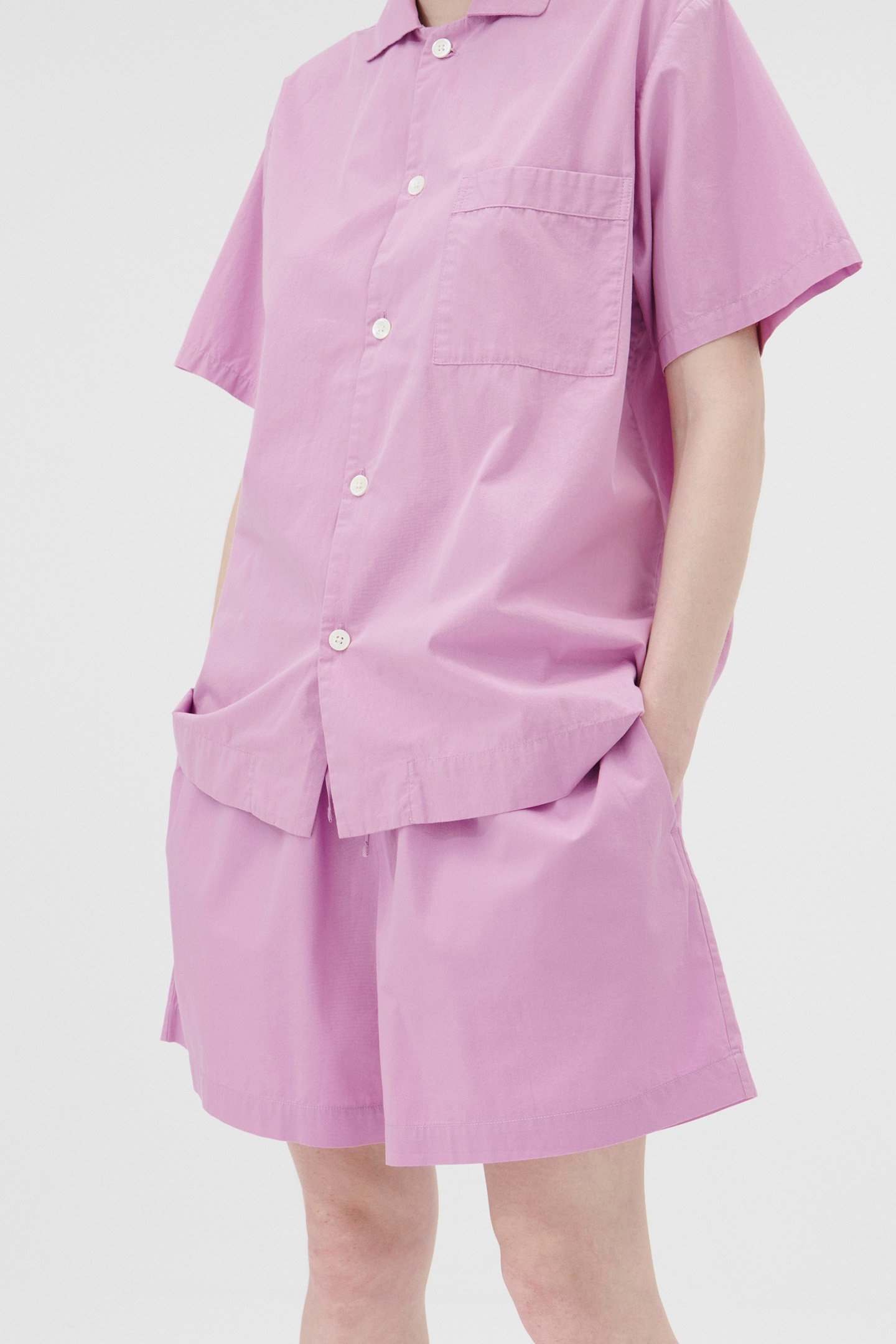 UNISEX POPLIN, SHORT SLEEVE SHIRT PURPLE PINK 1