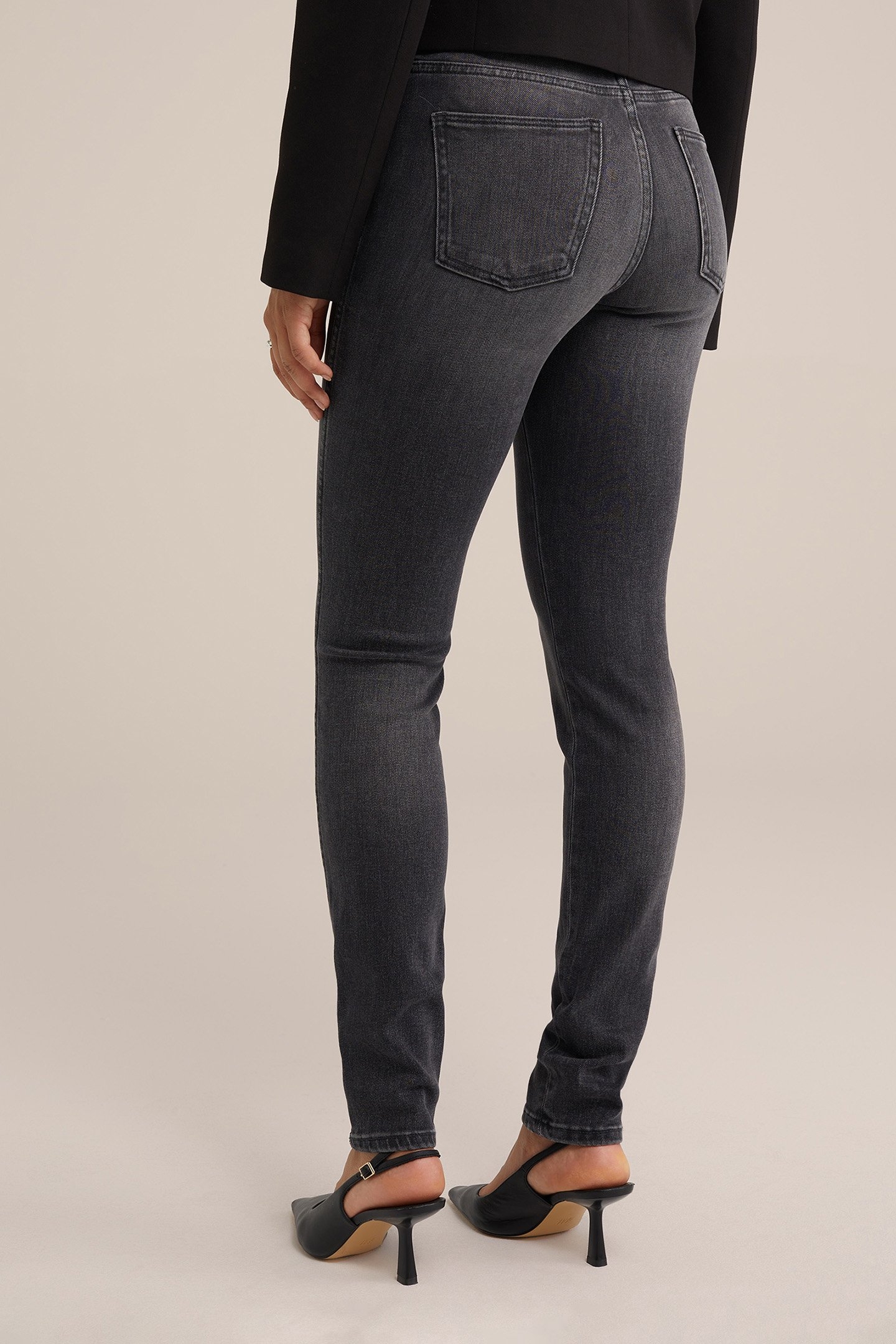 5-POCKET MID WAIST BLACK 2