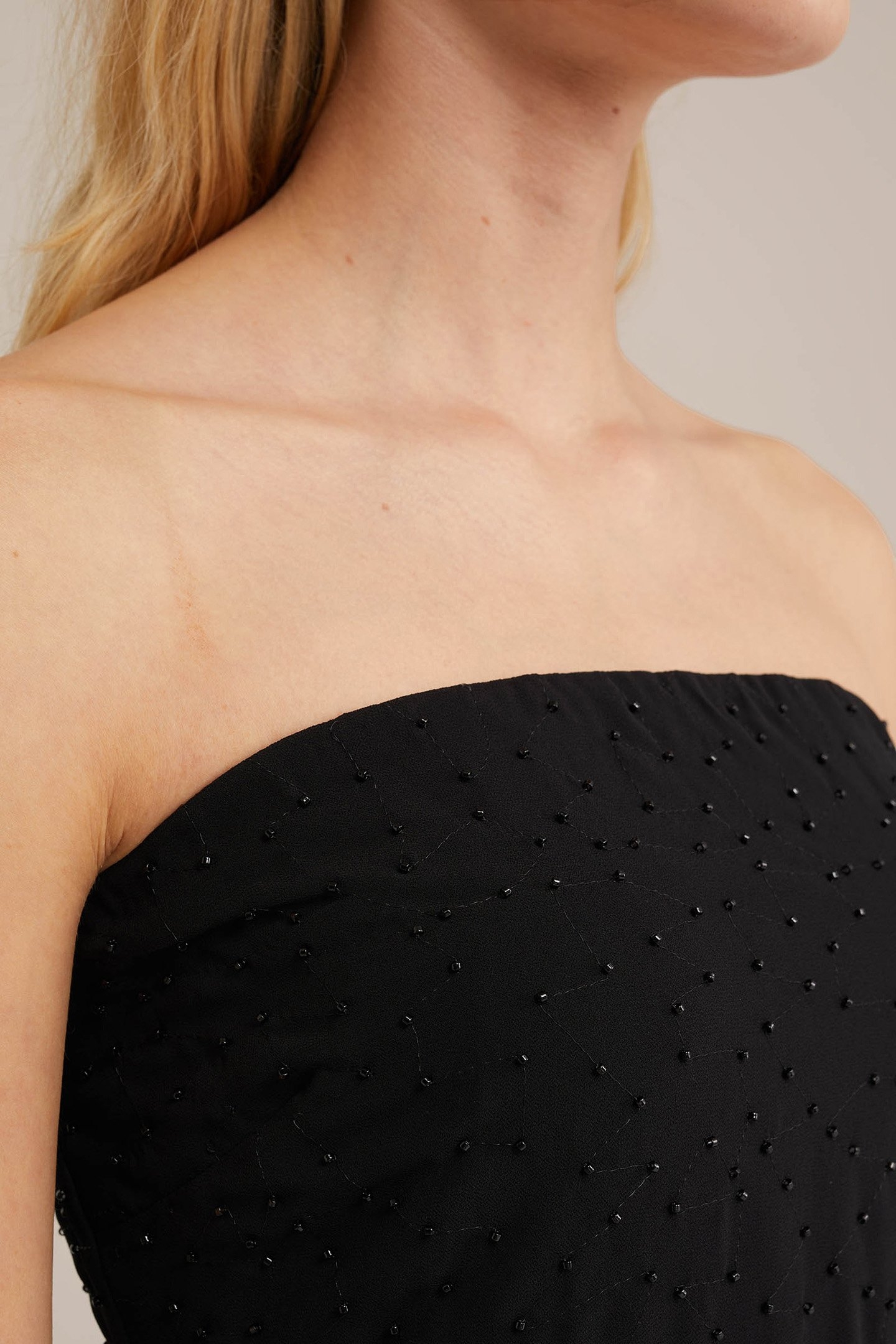 DRESS MID LENGTH BLACK 6