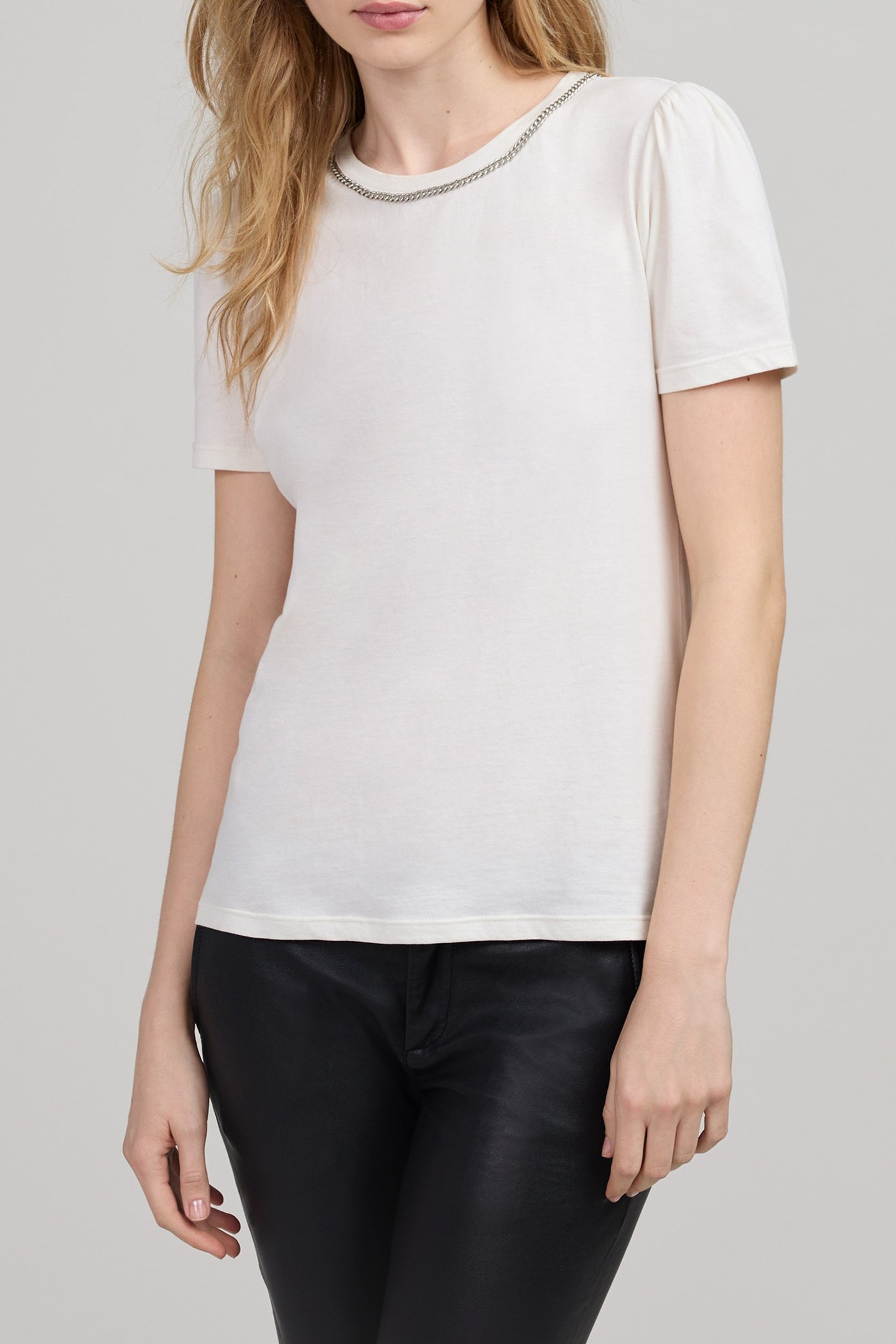 OFF-WHITE T-SHIRT WITH CHAIN COLLAR 1