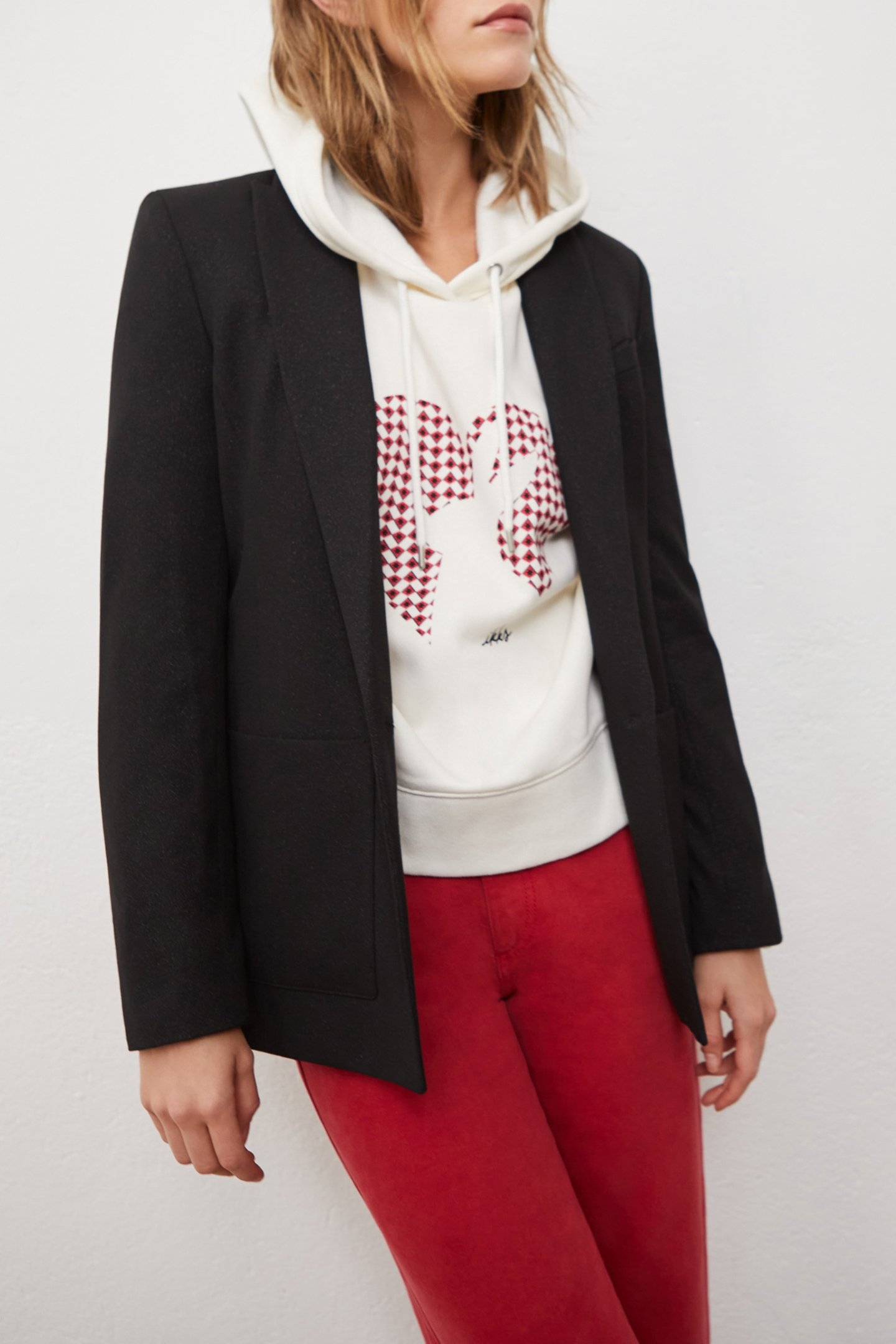 METALLIC BLACK FABRIC LONG SUIT JACKET 1