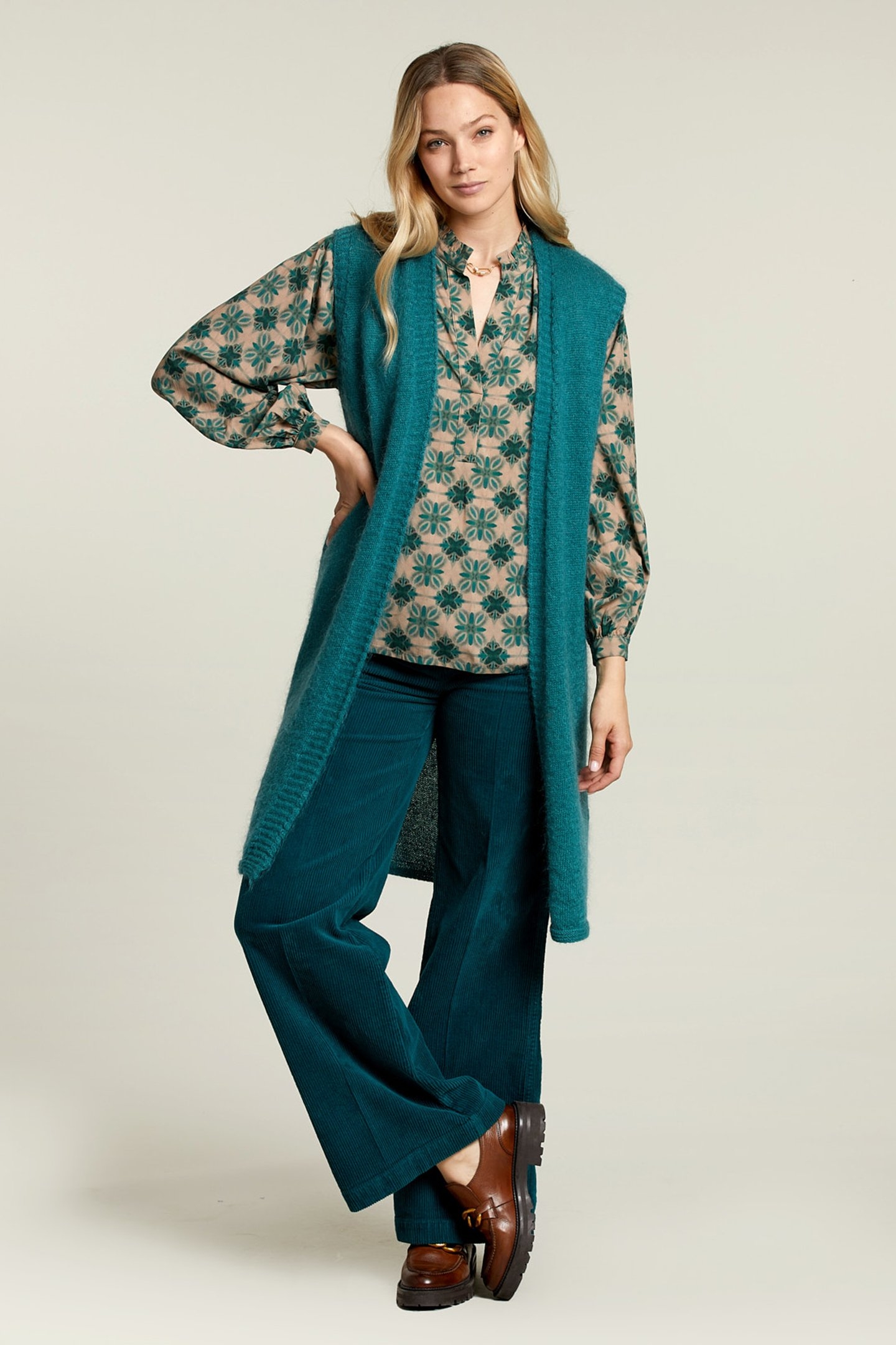 GREEN/BEIGE FANTASY BLOUSE 1