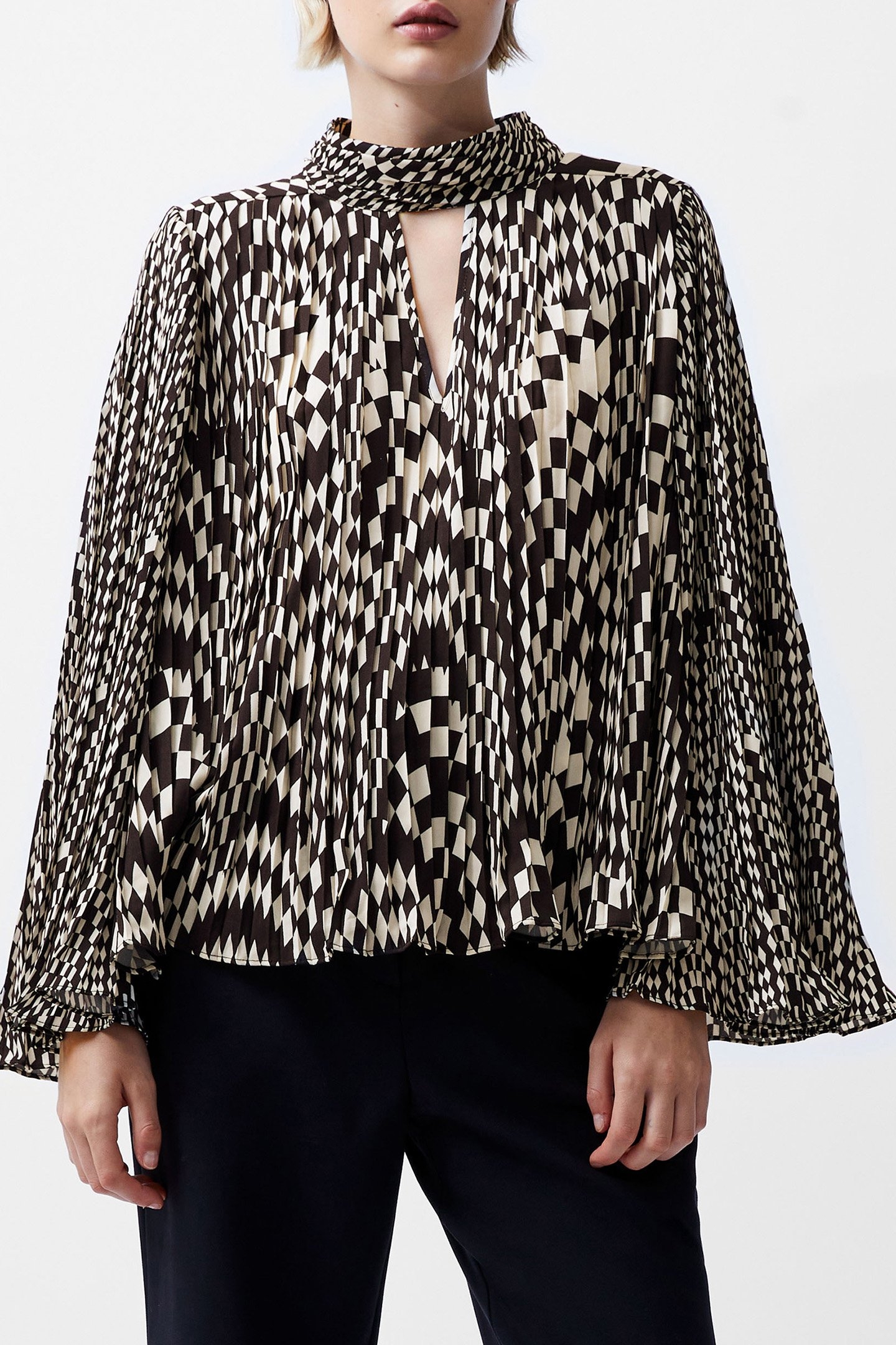 FERN ARIE PLEATED ELLA GGT TOP CLASSIC CREAM/BLACKO 1