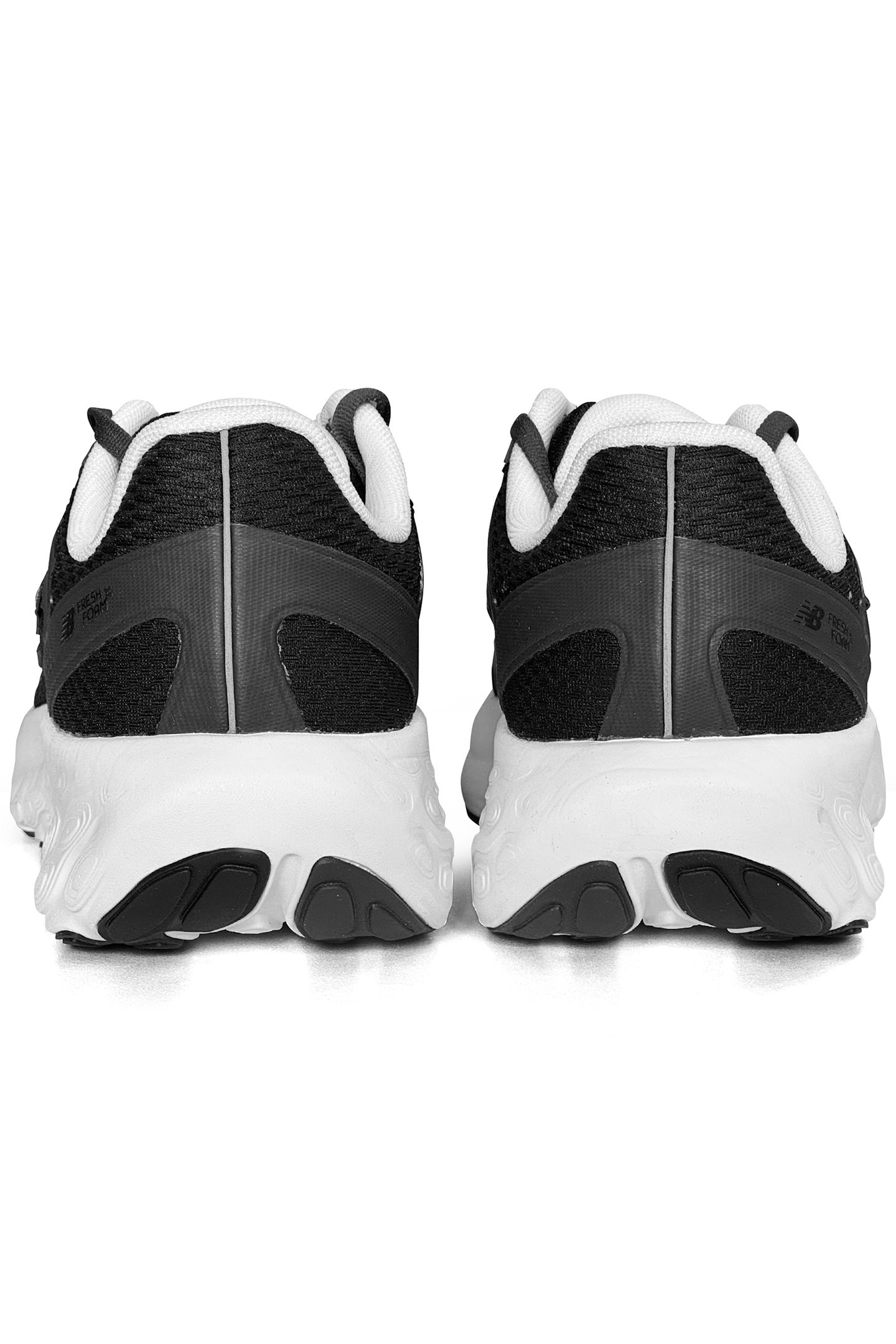 UTRNWF SNEAKERS IN BLACK CEMENT 4