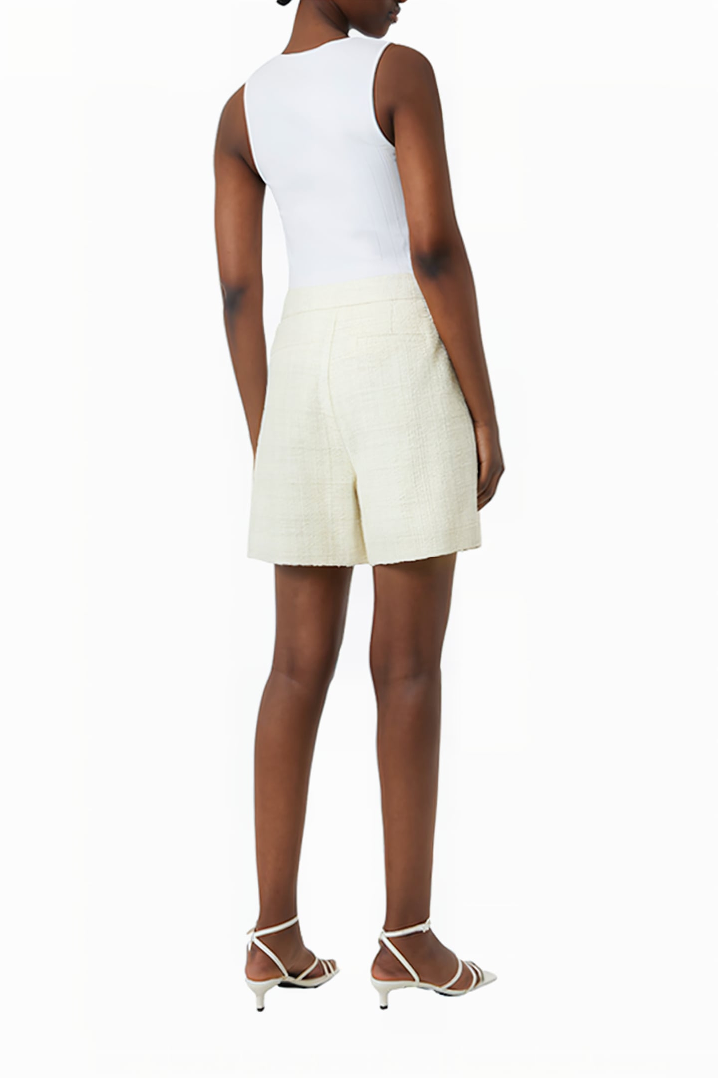 COMMA SHORTS WHITE 3