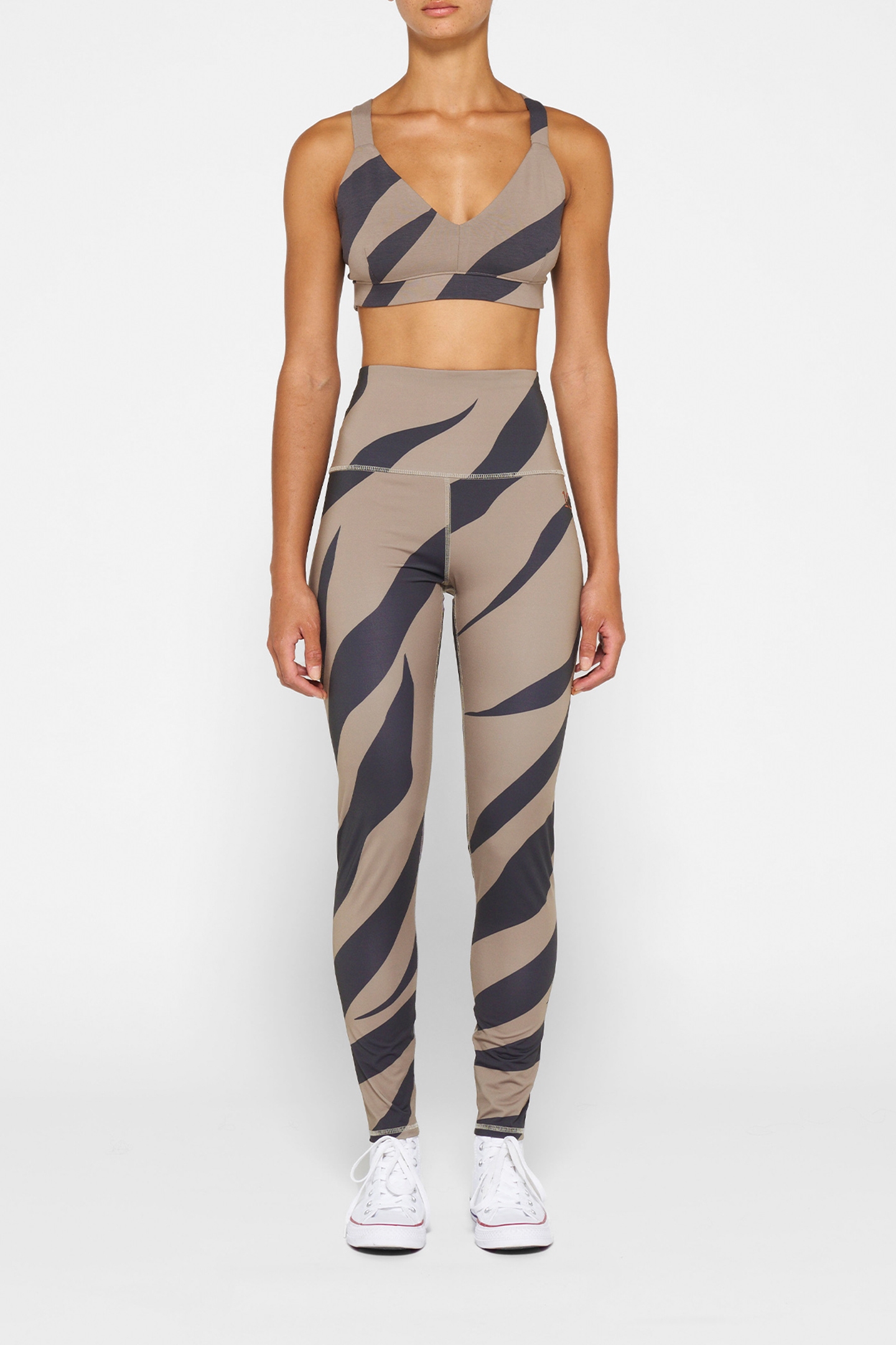 SPORTY BRA ZEBRA WARM TAUPE 2