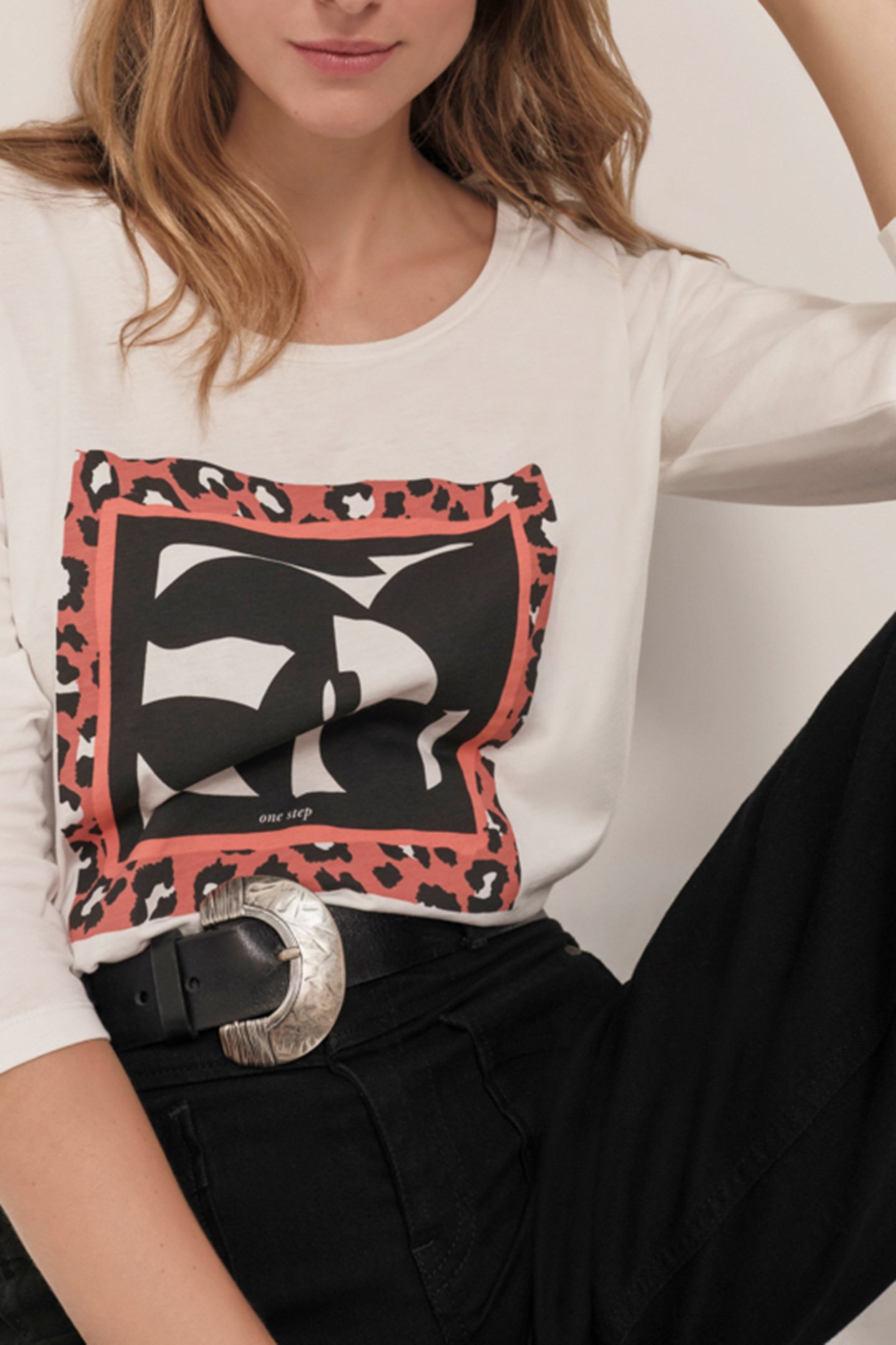 MEZZO - VISUAL ECRU T-SHIRT WITH FLORAL MOTIF 3