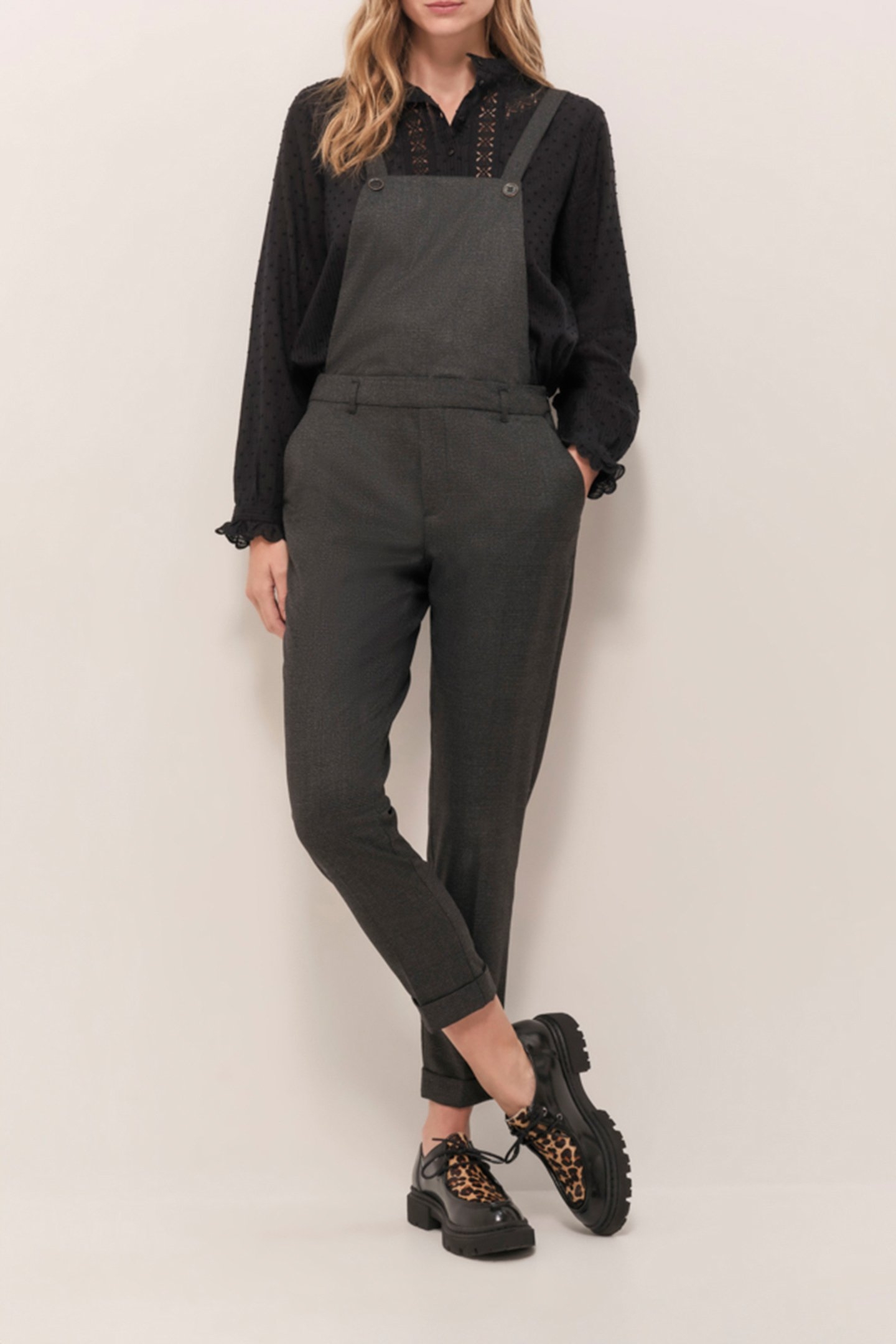 PAX - 7/8TH TROUSERS IN ANTHRACITE WITH PRINCE-OF-THE-GALLER 3