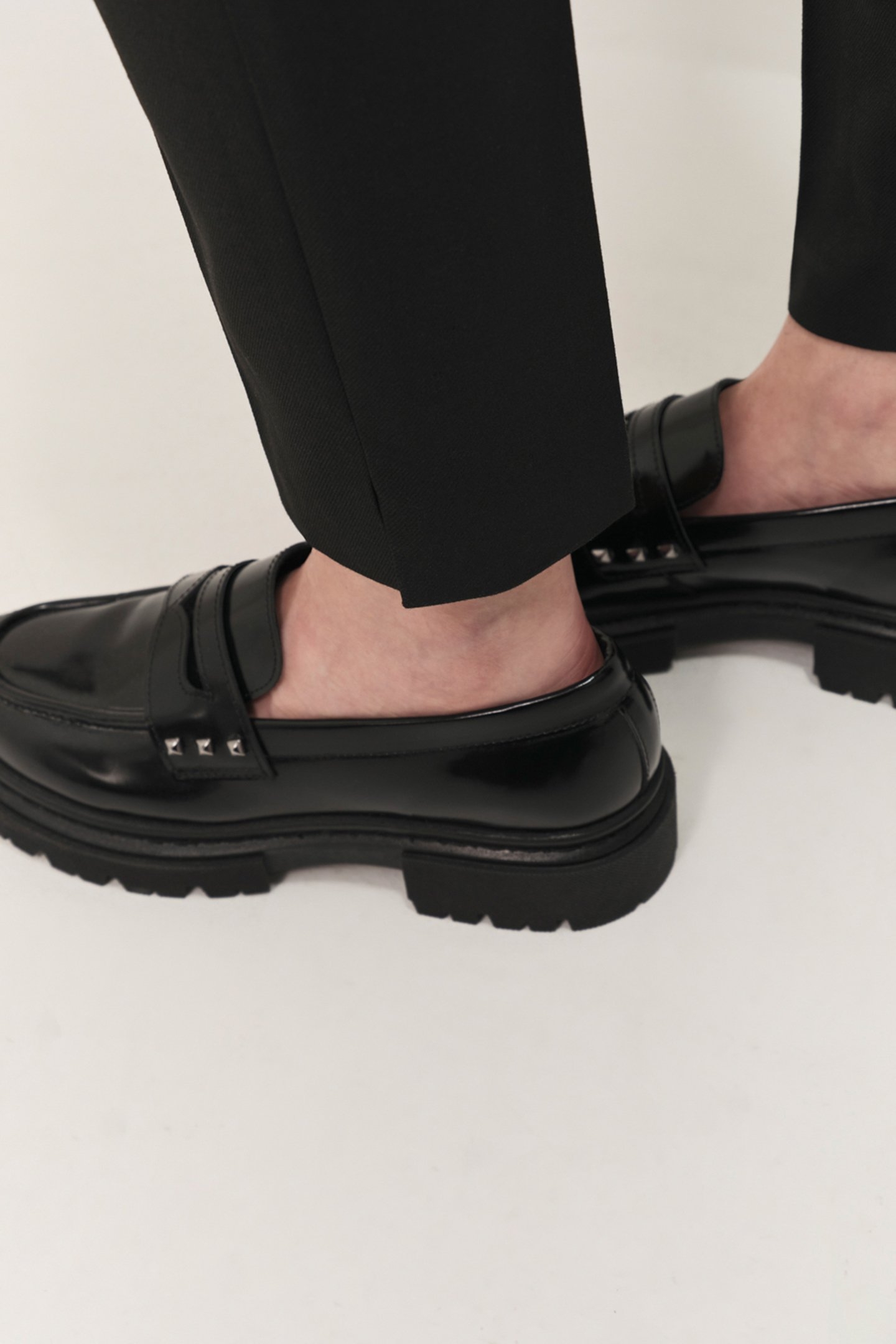O.MAYA - BLACK NOTCHED LOAFERS IN GLACÉ LEATHER 2