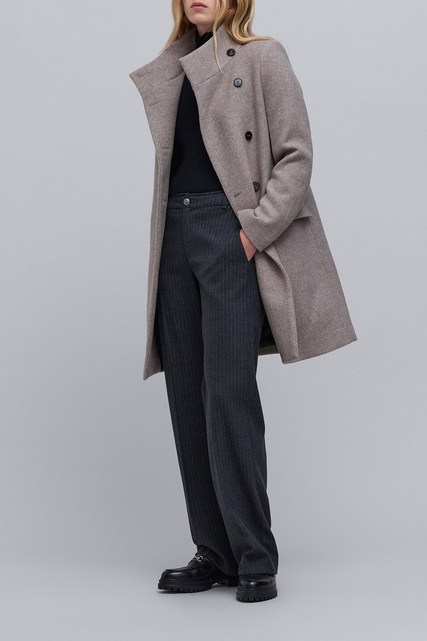 GRAY FLARE SUIT PANTS WITH TENNIS STRIPES 5