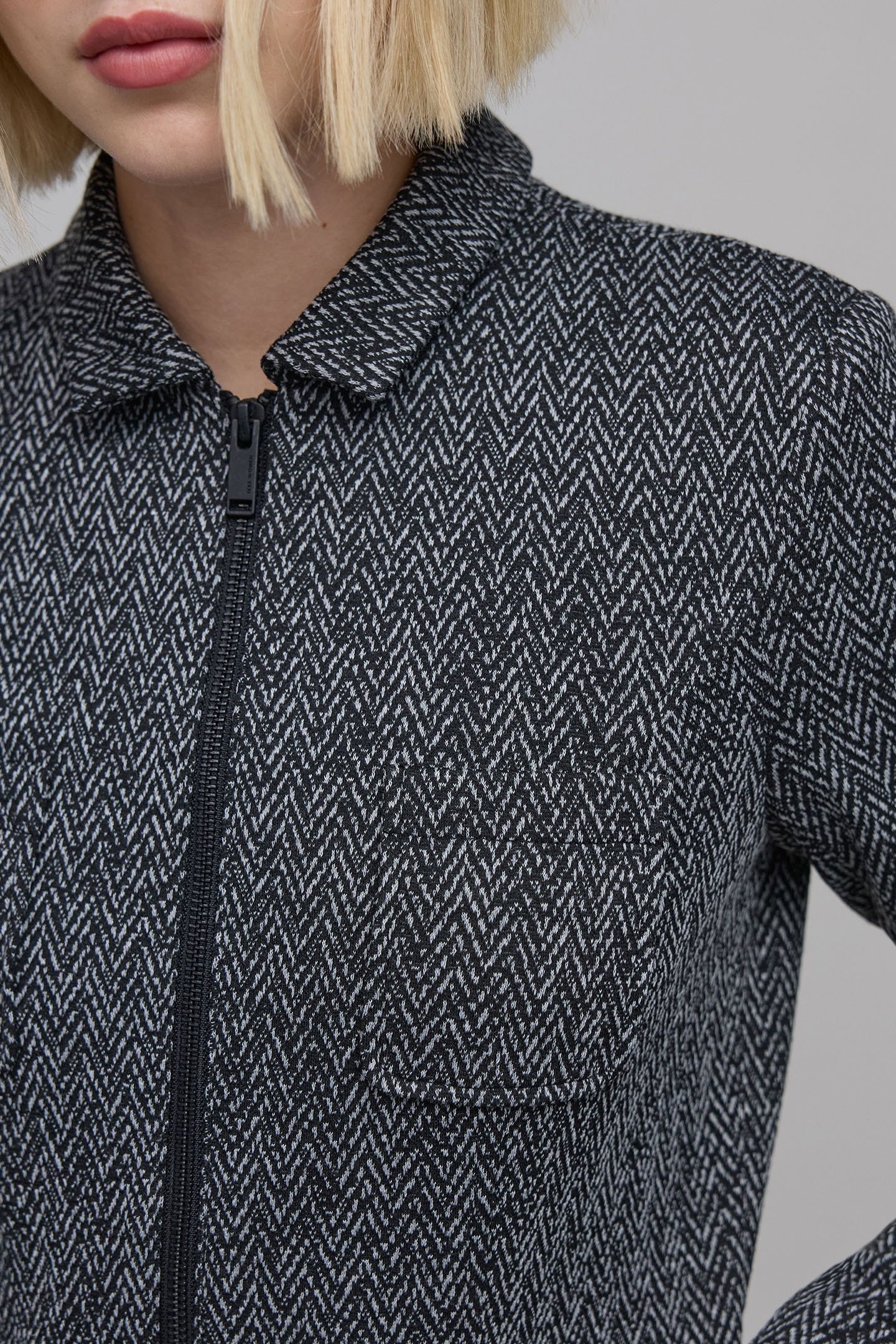 GREY HERRINGBONE-KNIT ZIP-UP JACKET 5