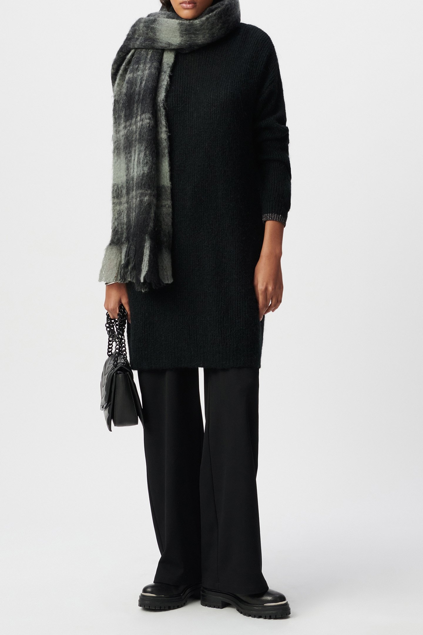 BLACK RIB-KNIT TURTLENECK SWEATER DRESS 4