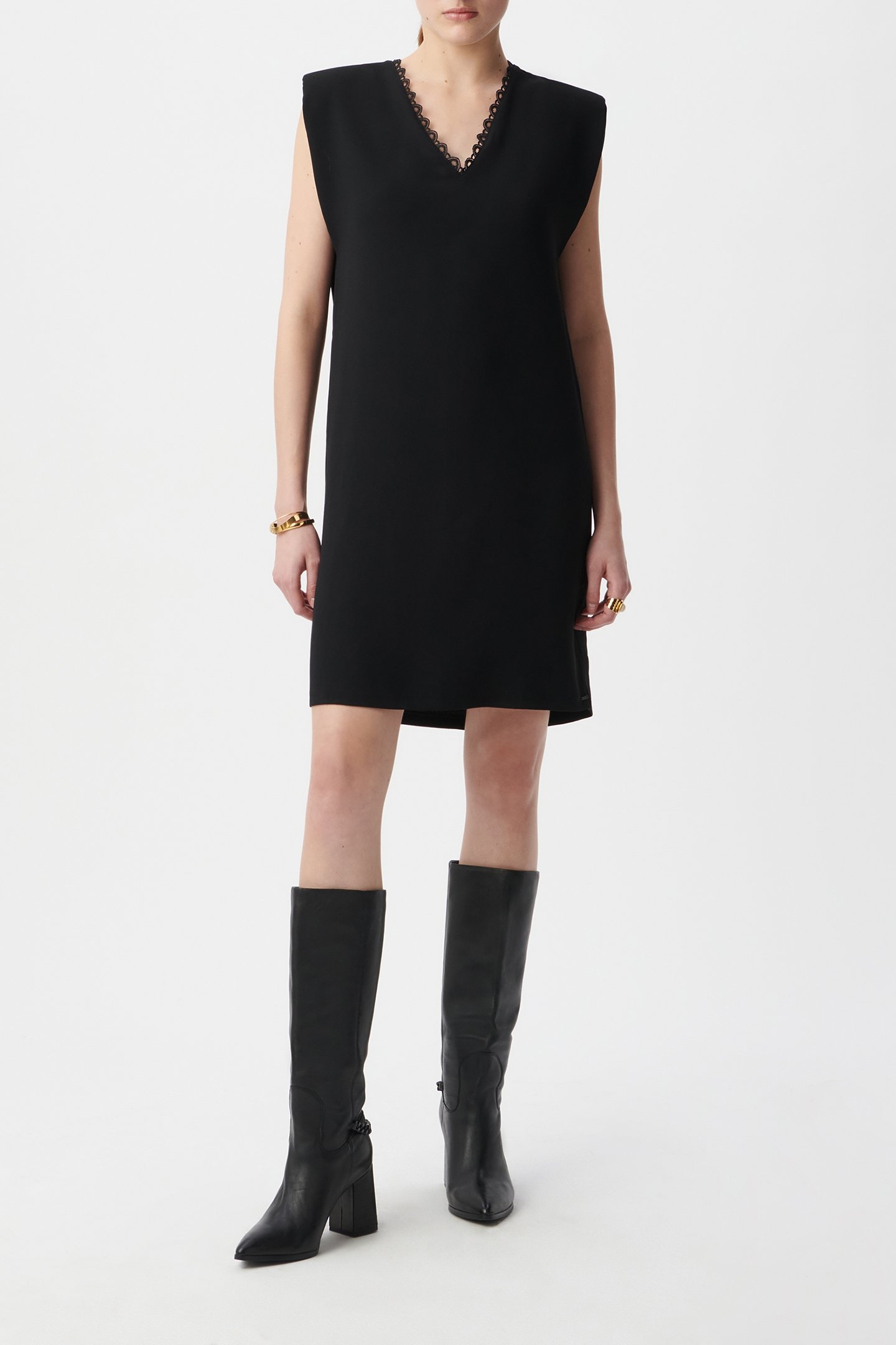 BLACK DRESS WITH V-NECK LACE MOTIF ON FRONT AND BACK 3