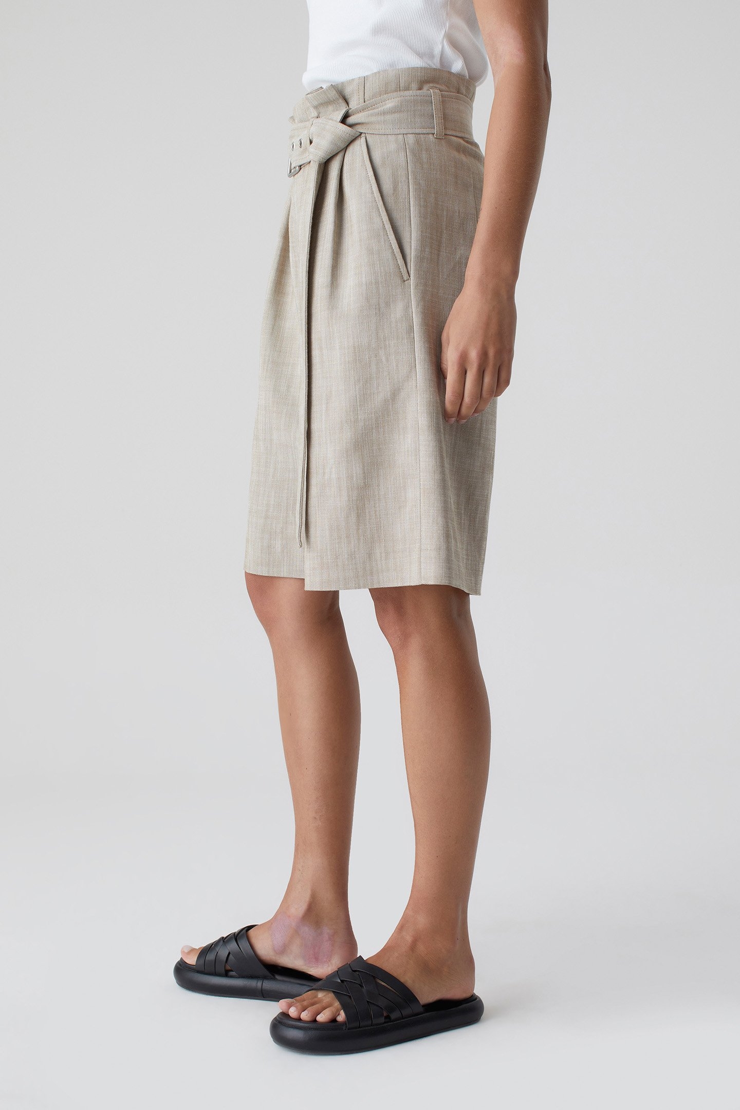 ELDON SHORTS NUTMEG 5