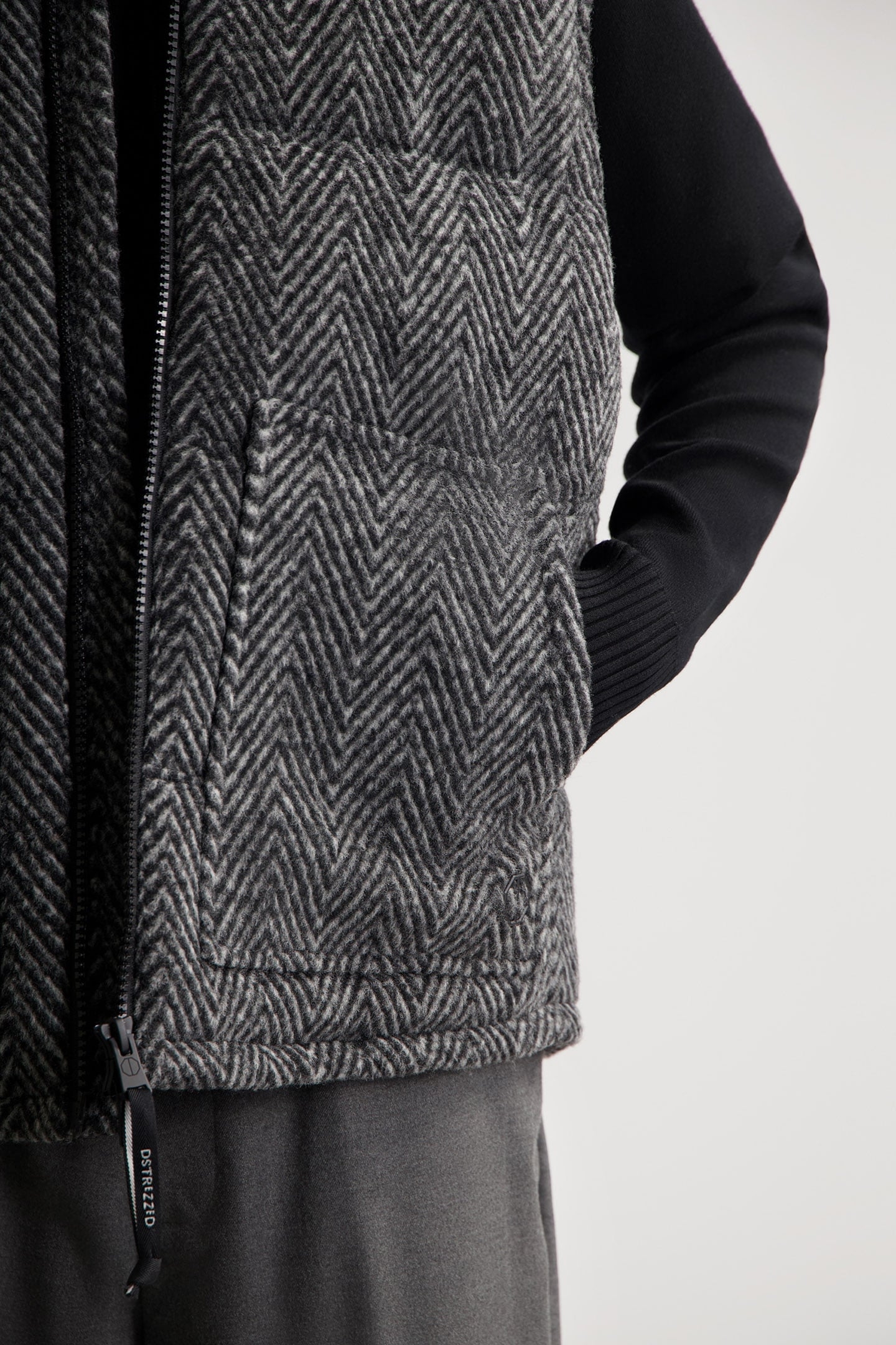 DS_JACE BODYWARMER ELEPHANT SKIN 6