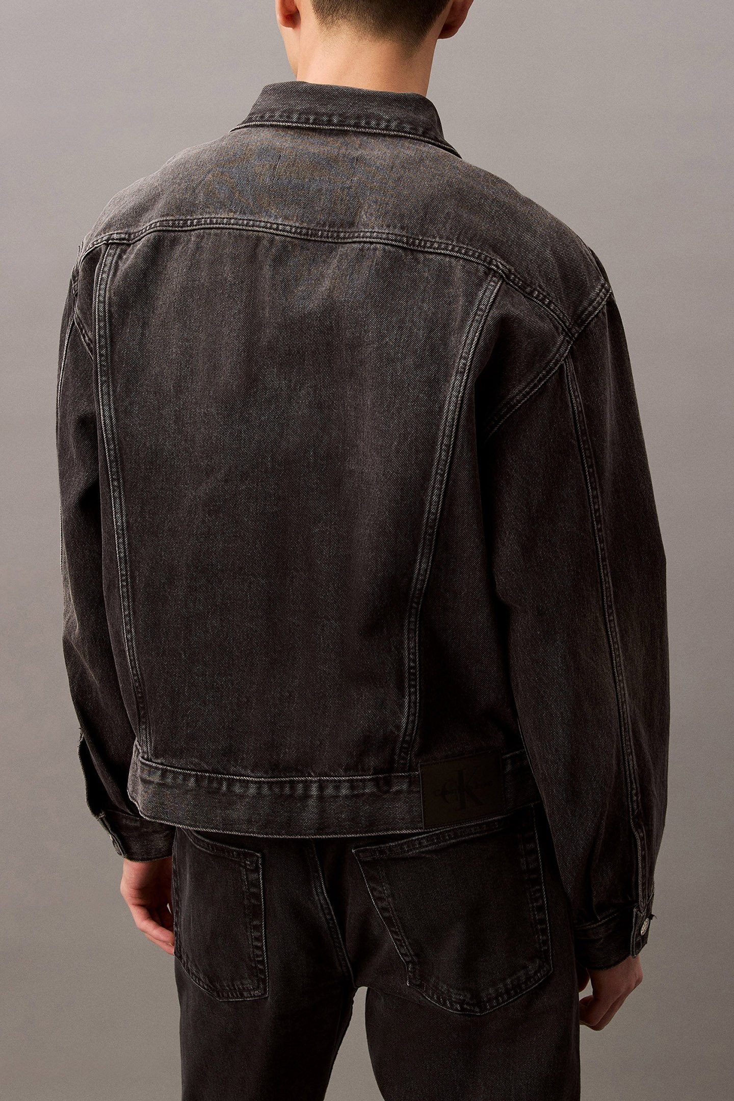 90S BLACK FOG DENIM JACKET 2