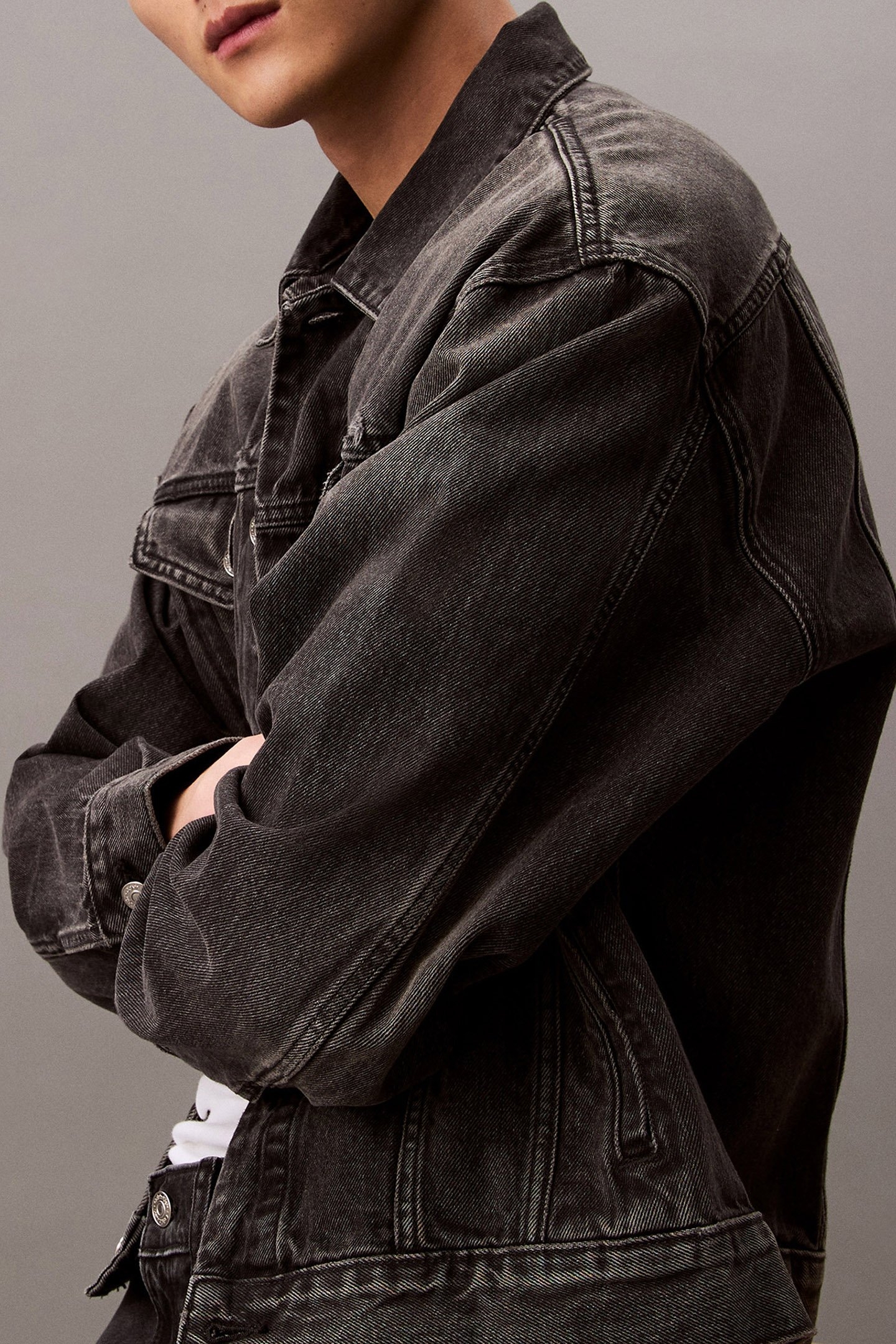 90S BLACK FOG DENIM JACKET 4