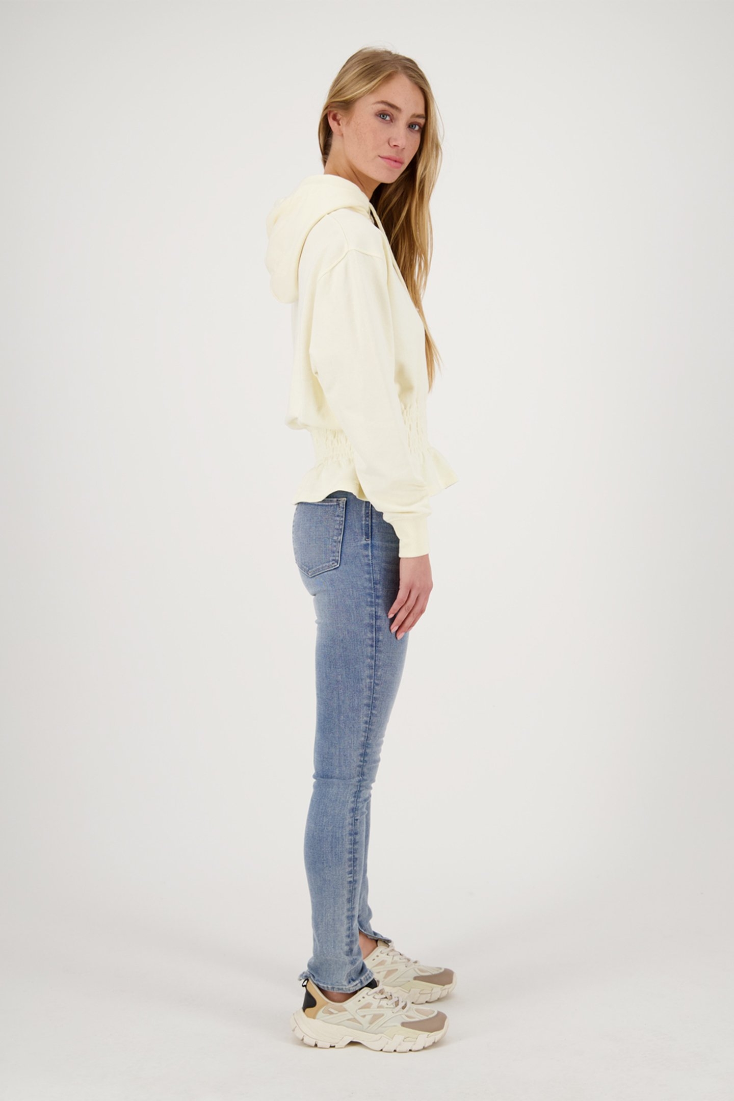 LIV HOODY BRIGHT CREAM 5