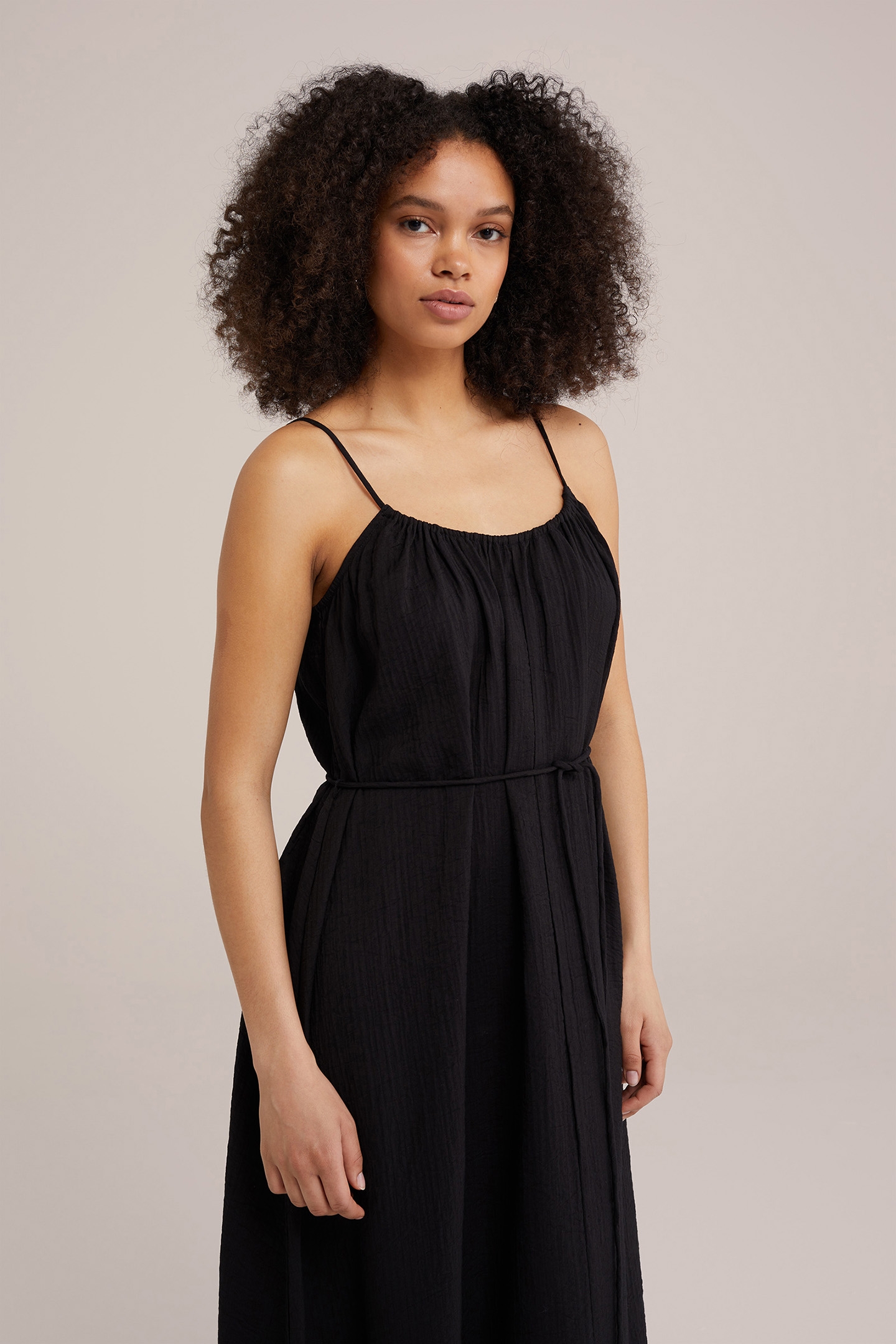 DRESS MID LENGTH BLACK 4