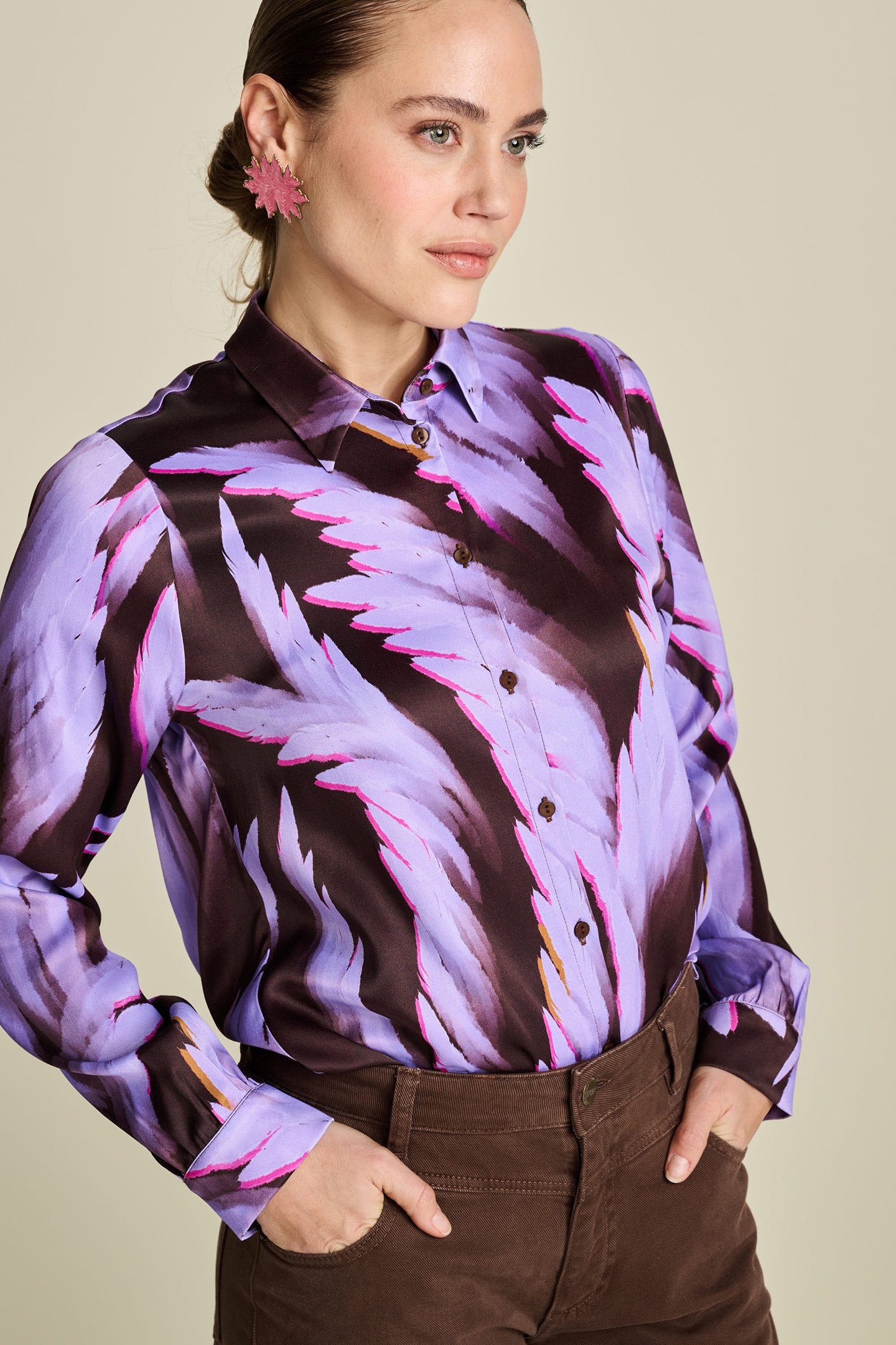 BLOUSE - MILA SATIN FEATHERS BROWN 6