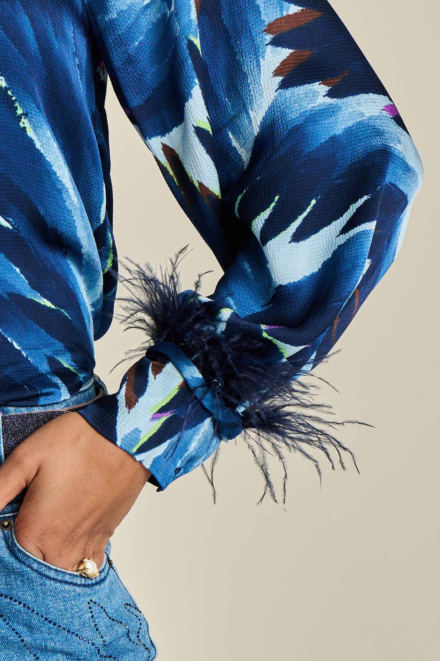 BLOUSE - FEATHERS BLUE 4