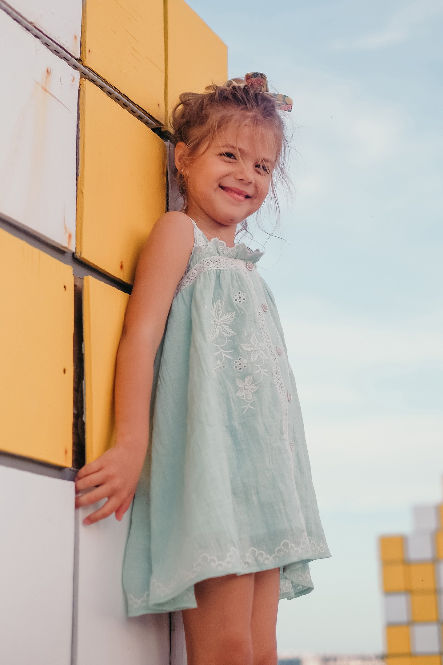 DRESS LUCINDA ALMOND 3