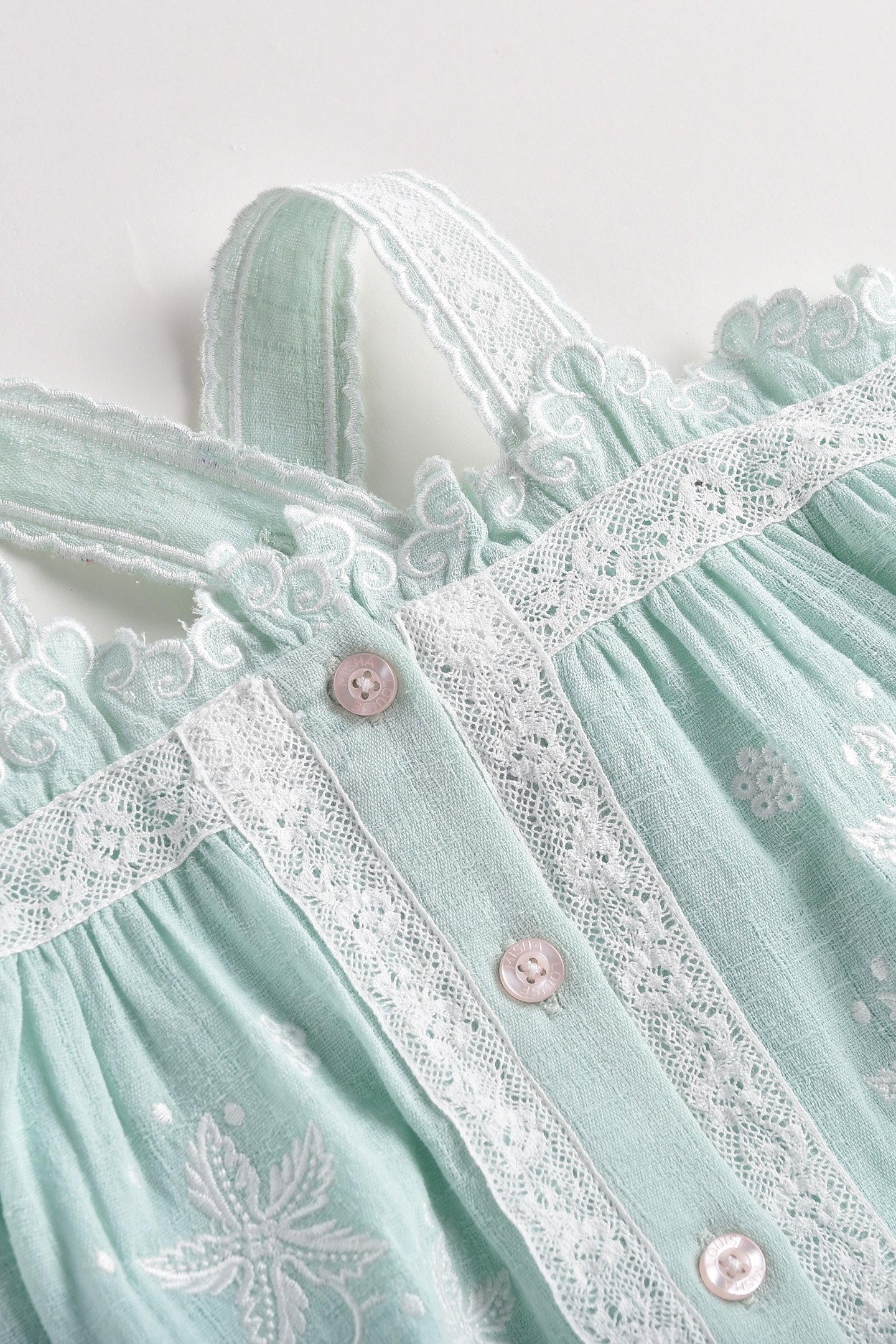 DRESS LUCINDA ALMOND 7