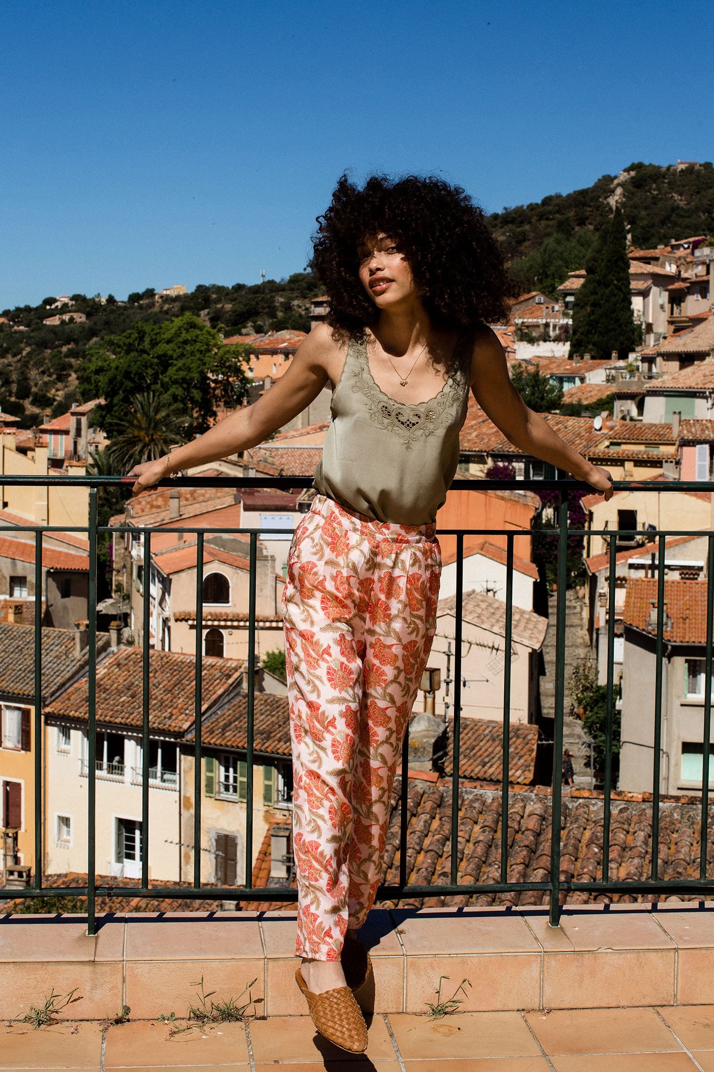 PANTS CHAMA BOHEMIAN FLOWERS 3